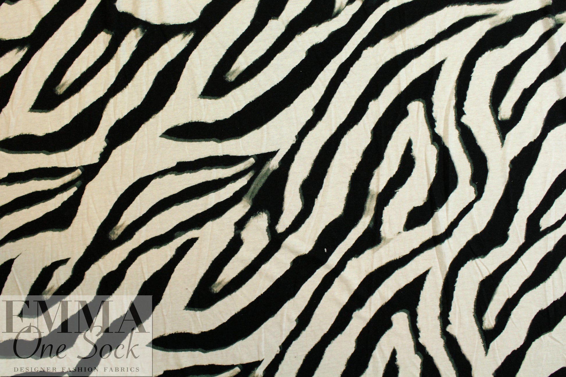 Italian bold animal abstract cotton knit