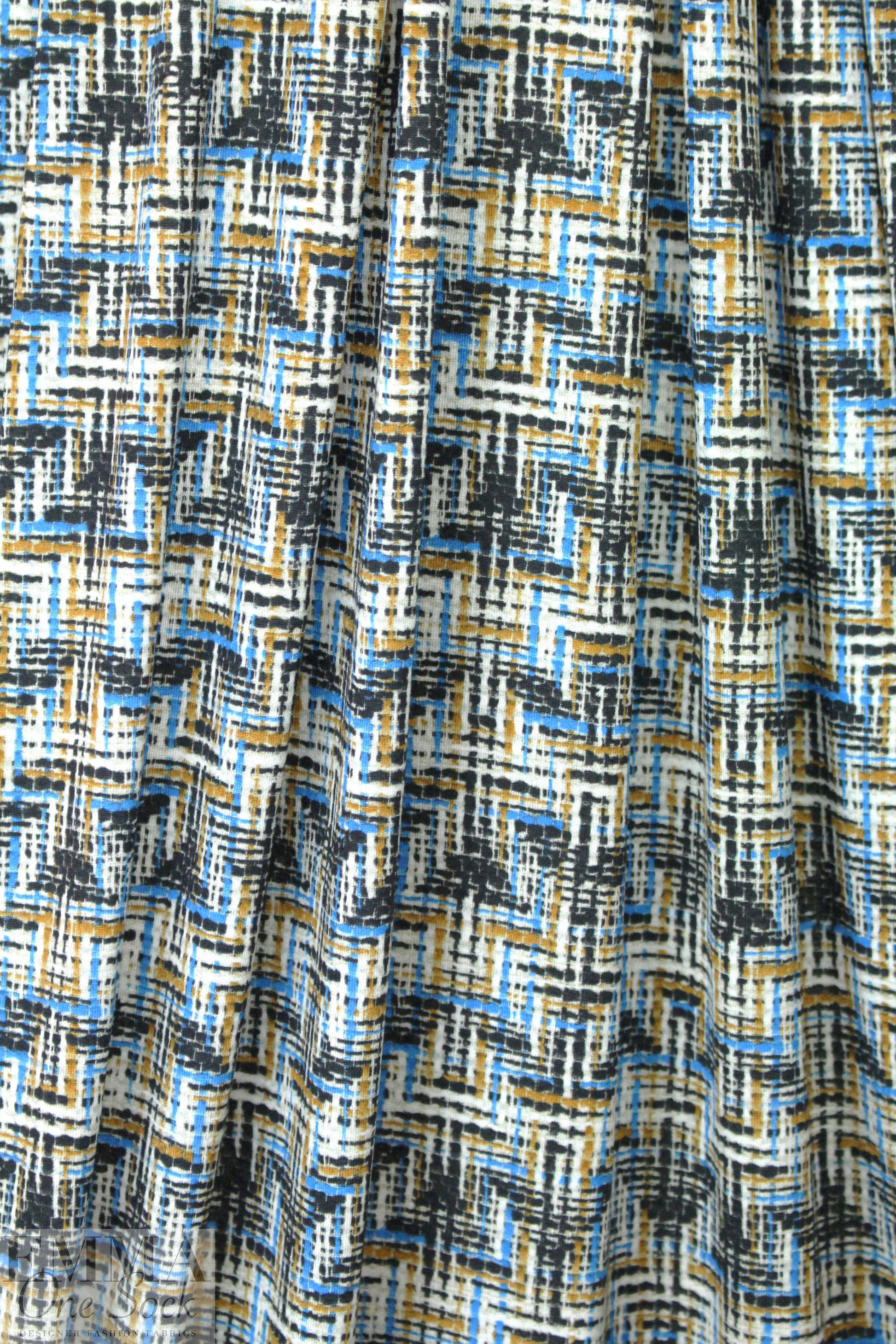 Italian basketweave graphic viscose/lycra knit 1.5 yd