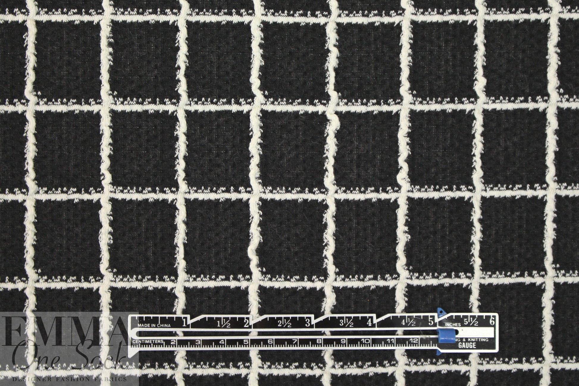 NY designer jacquard knit - black/white windowpane