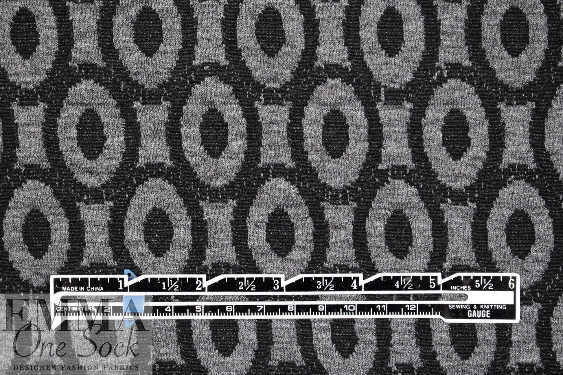 CA designer jacquard doubleknit - gray/black oval dot 2 yds
