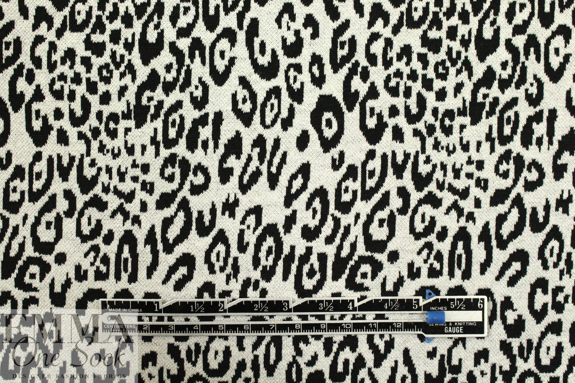 CA designer jacquard knit - stylized leopard 1.875 yds