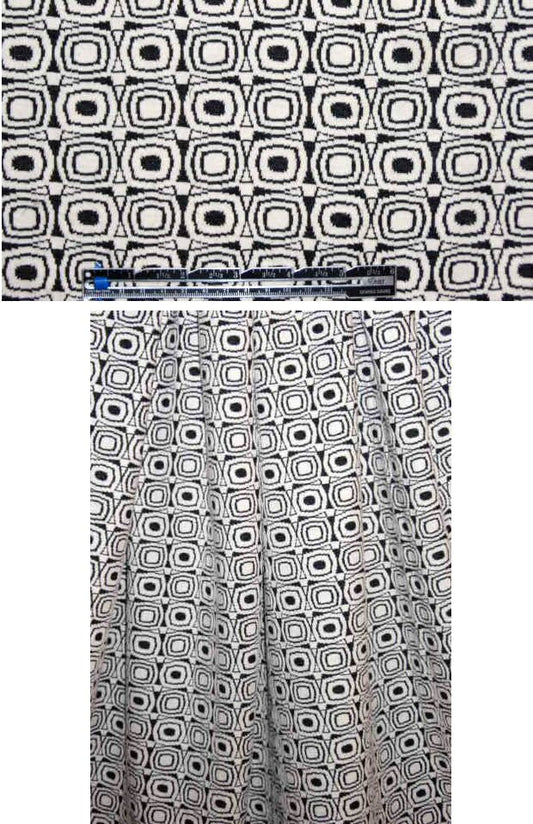 Italian matelasse knit - mod graphic FLAW
