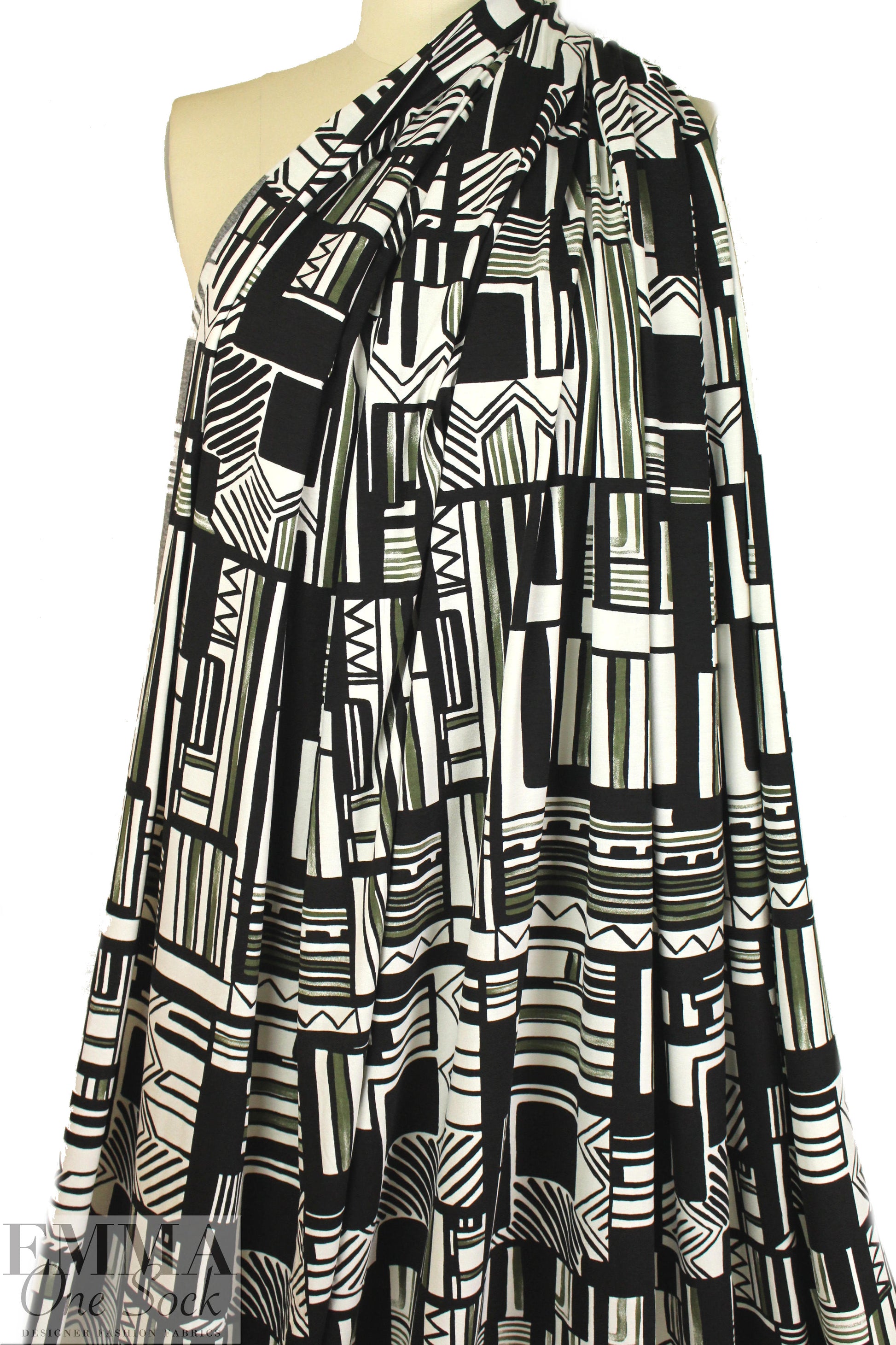 Italian graphic zigs panel viscose/lycra knit 2 yd