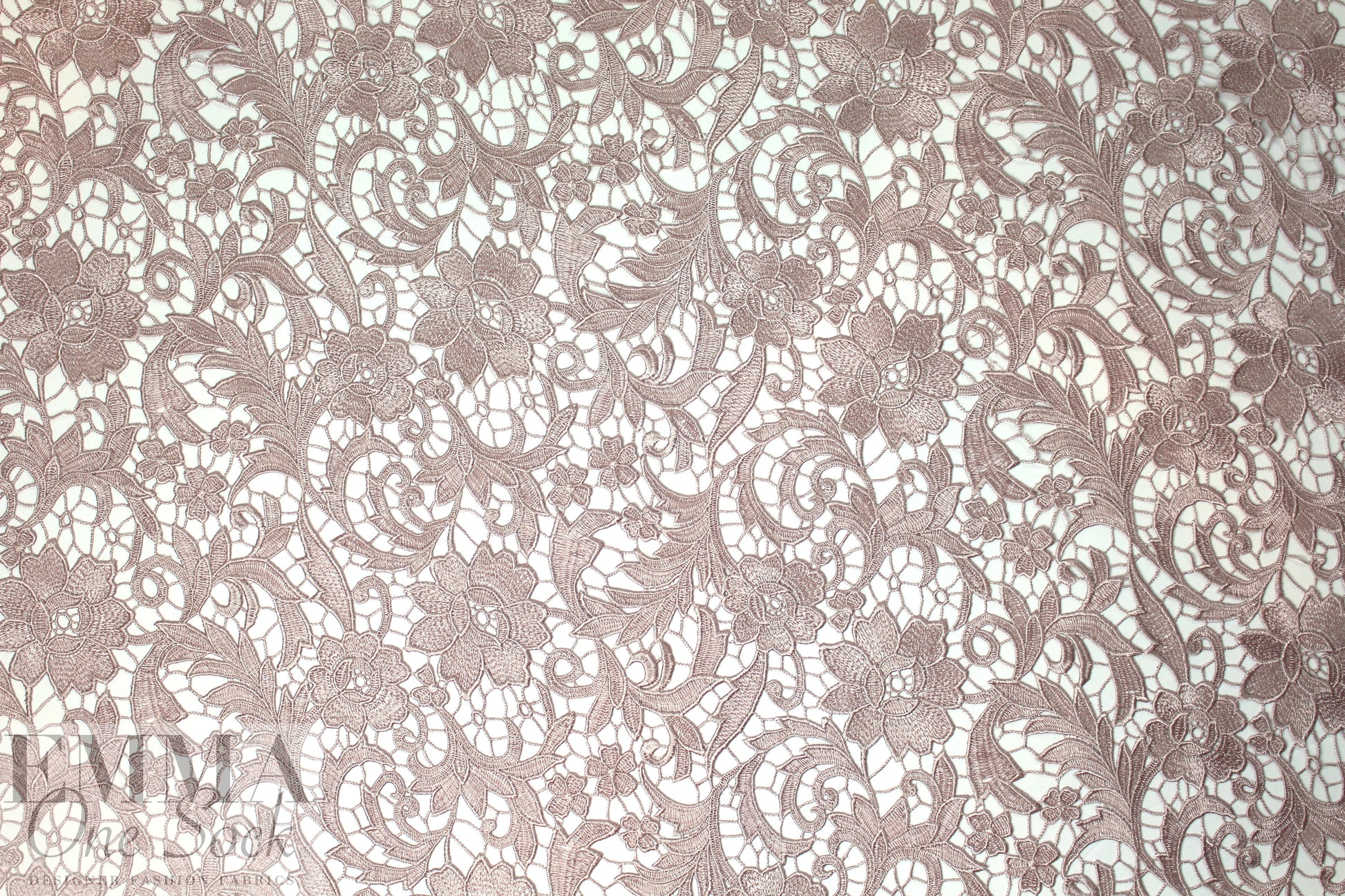 elegant floral guipure lace - pink blush 1.5 yd