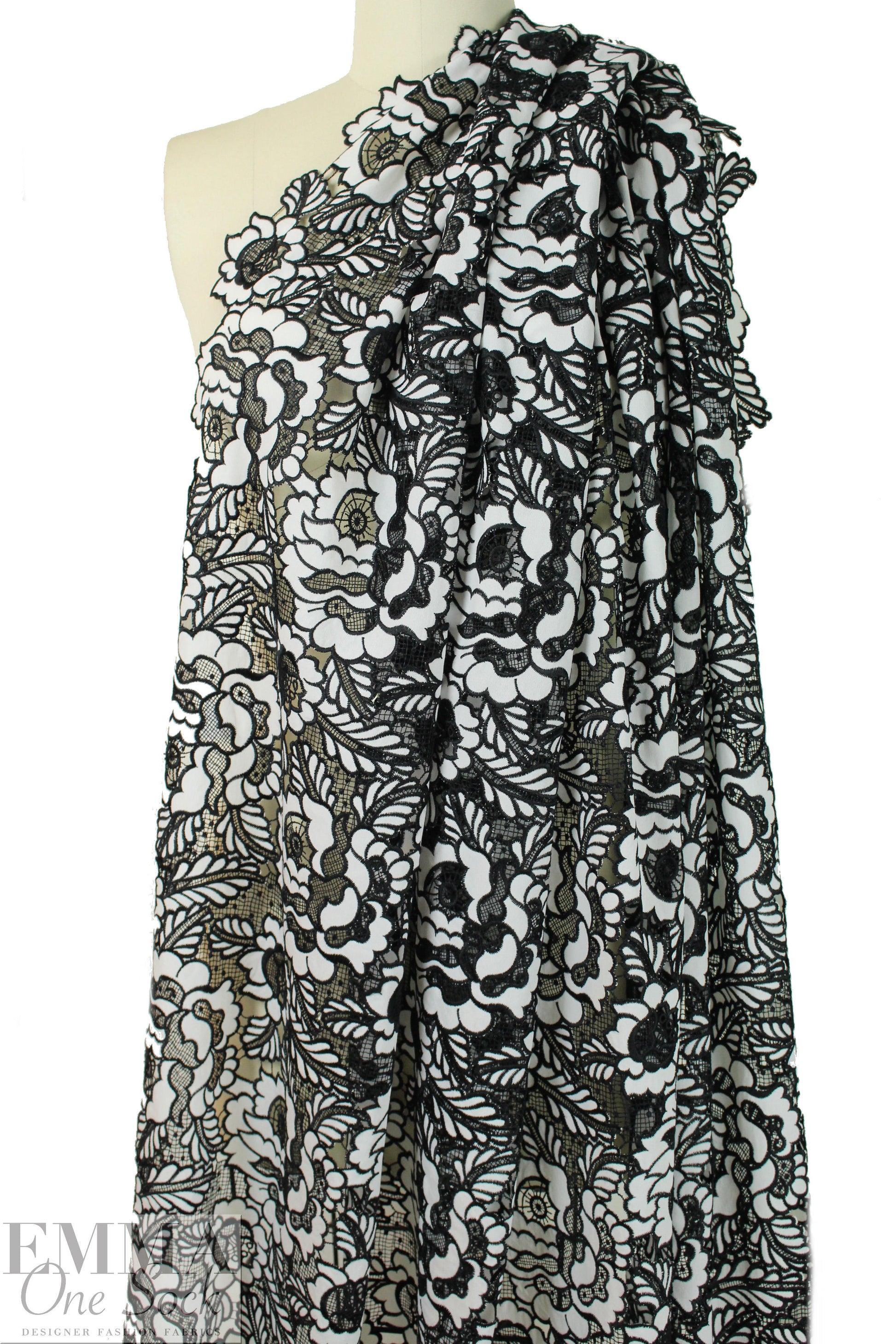 NY designer double scallop guipure lace - black/white 2 yd
