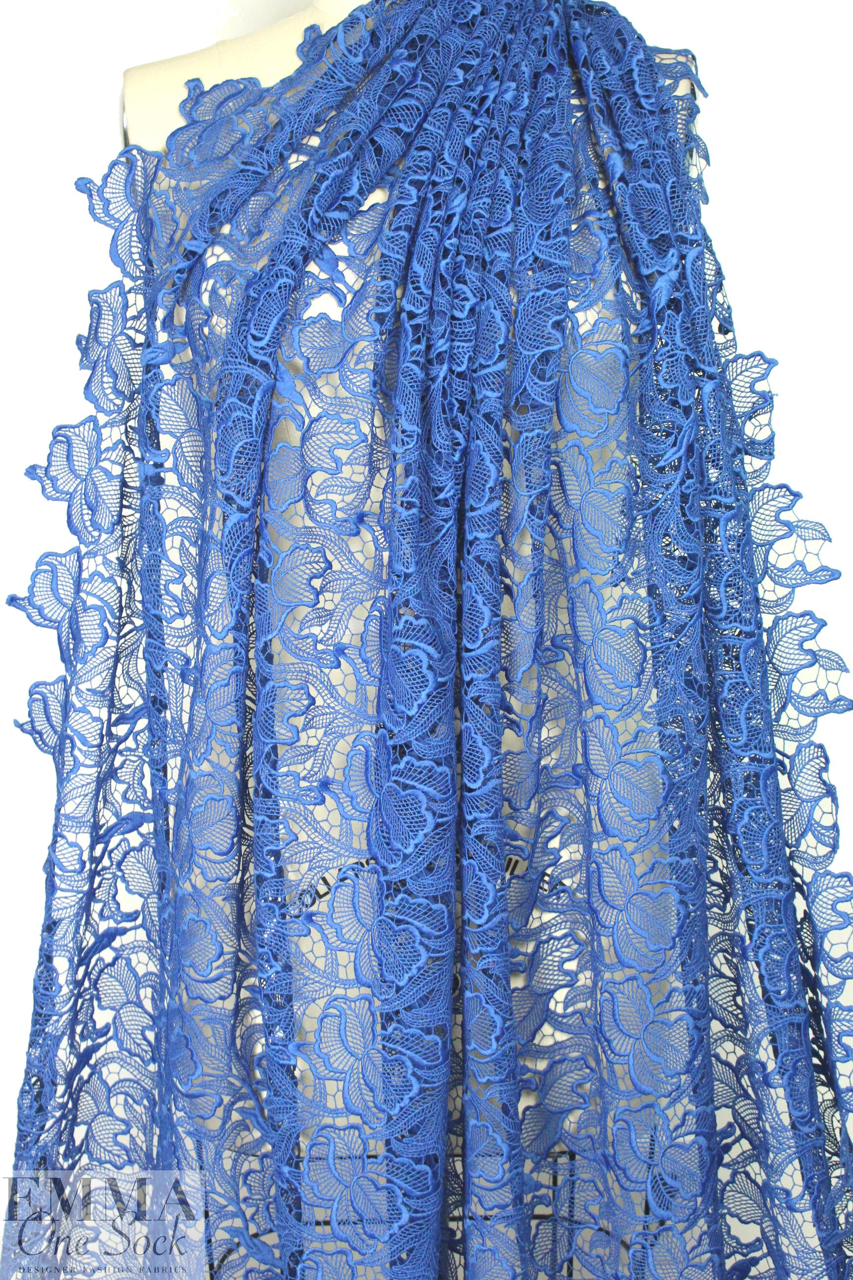 famous designer double scallop guipure lace - delft