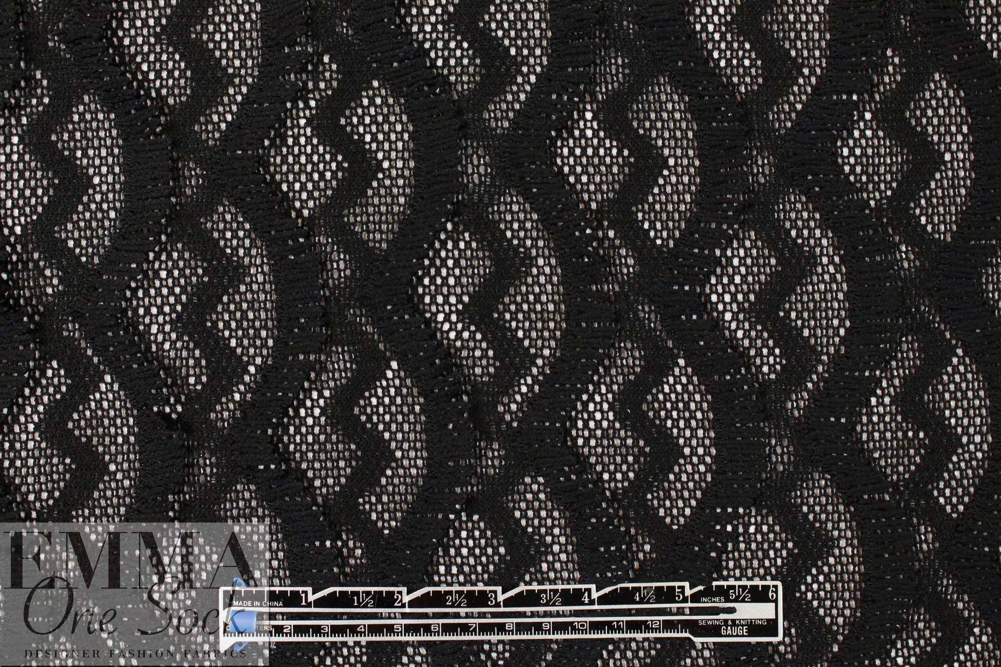 LA designer black fringed, scalloped fancy lace 1.625 yd