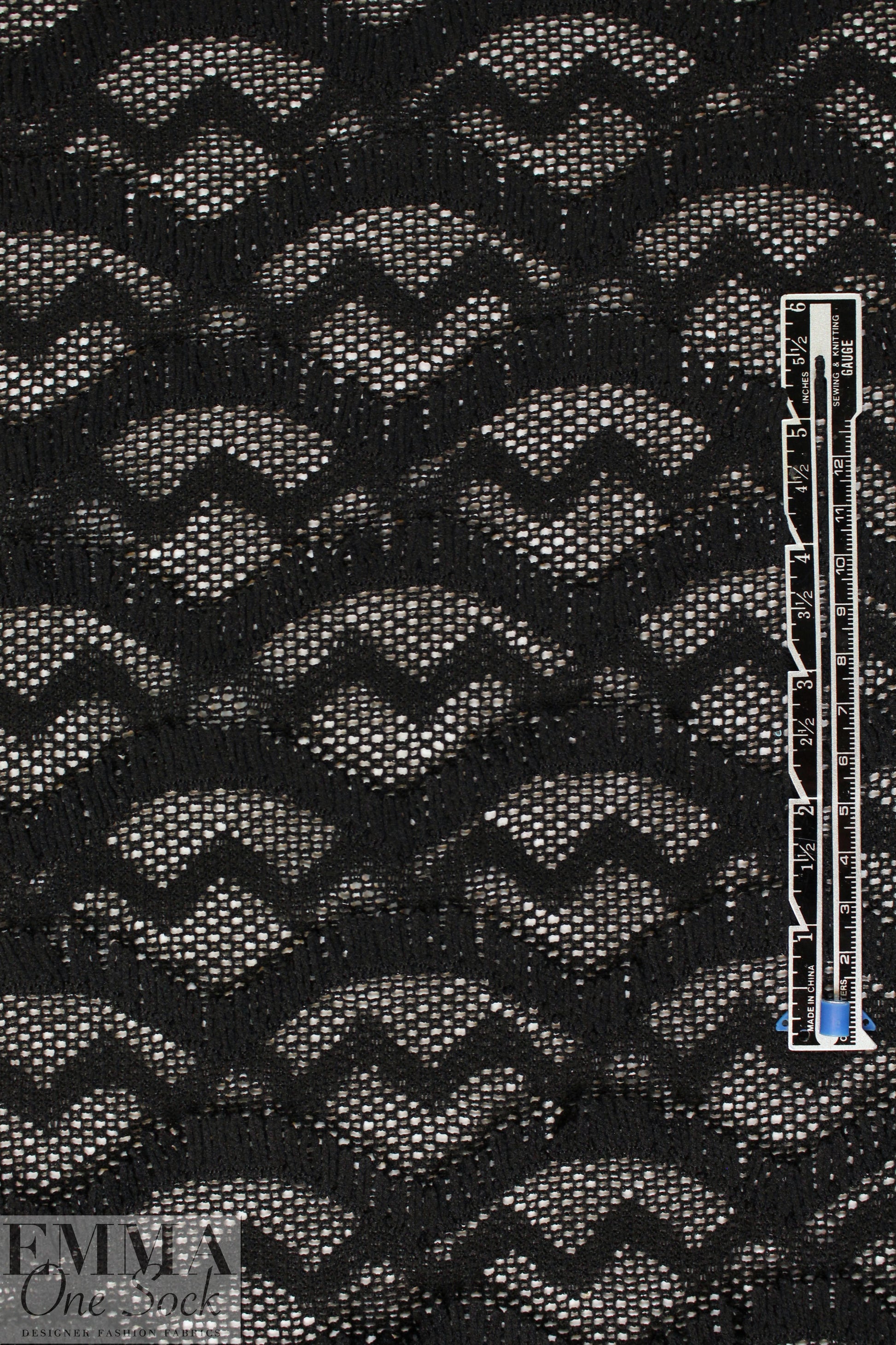 LA designer black fringed, scalloped fancy lace 1.625 yd