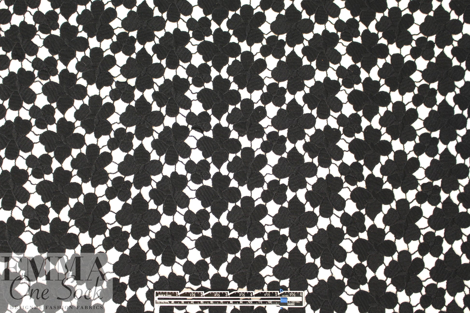NY designer floral guipure lace - black 1 yard