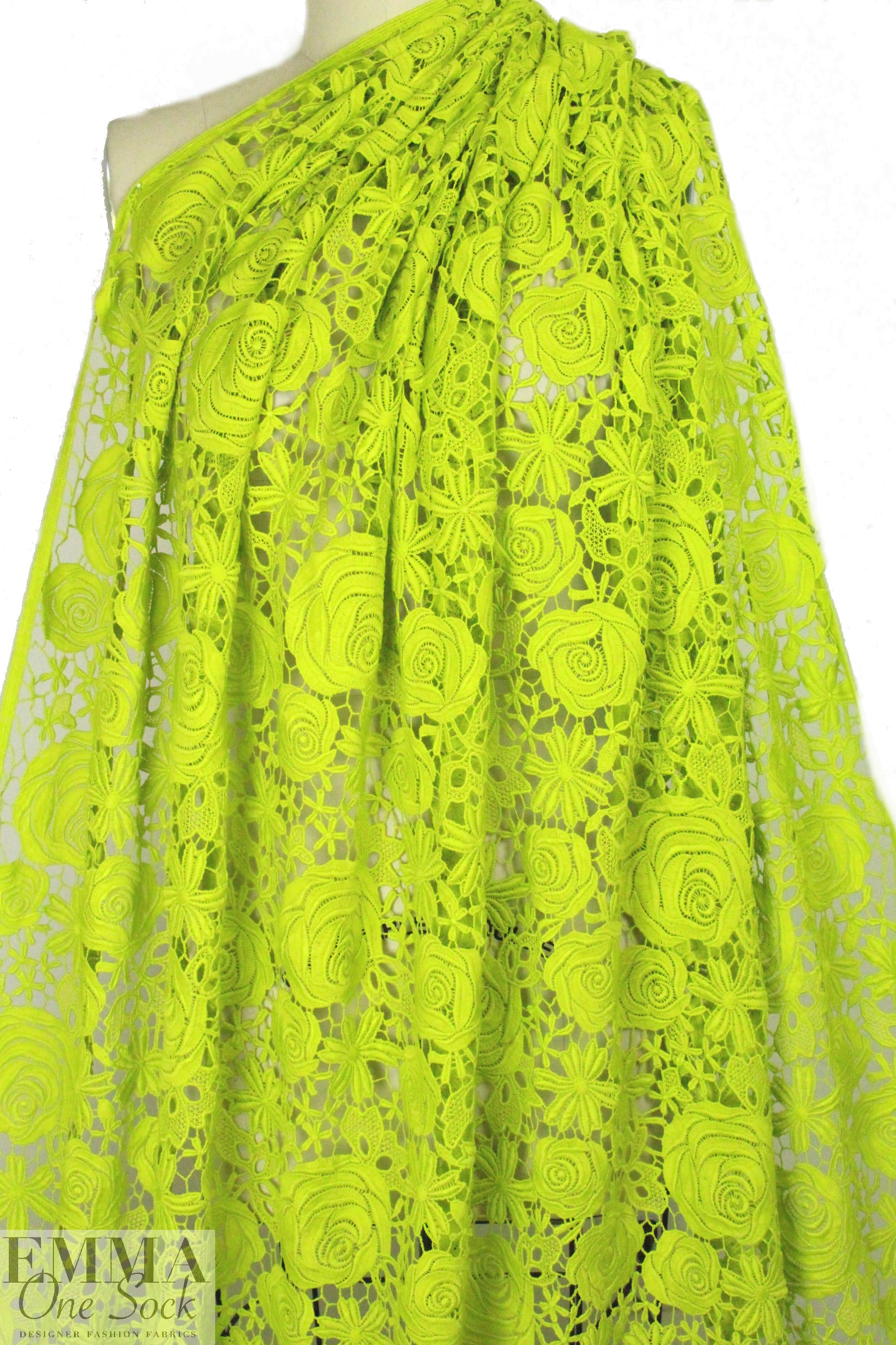 Monique Lhui11er floral guipure lace - spring green 2 yd