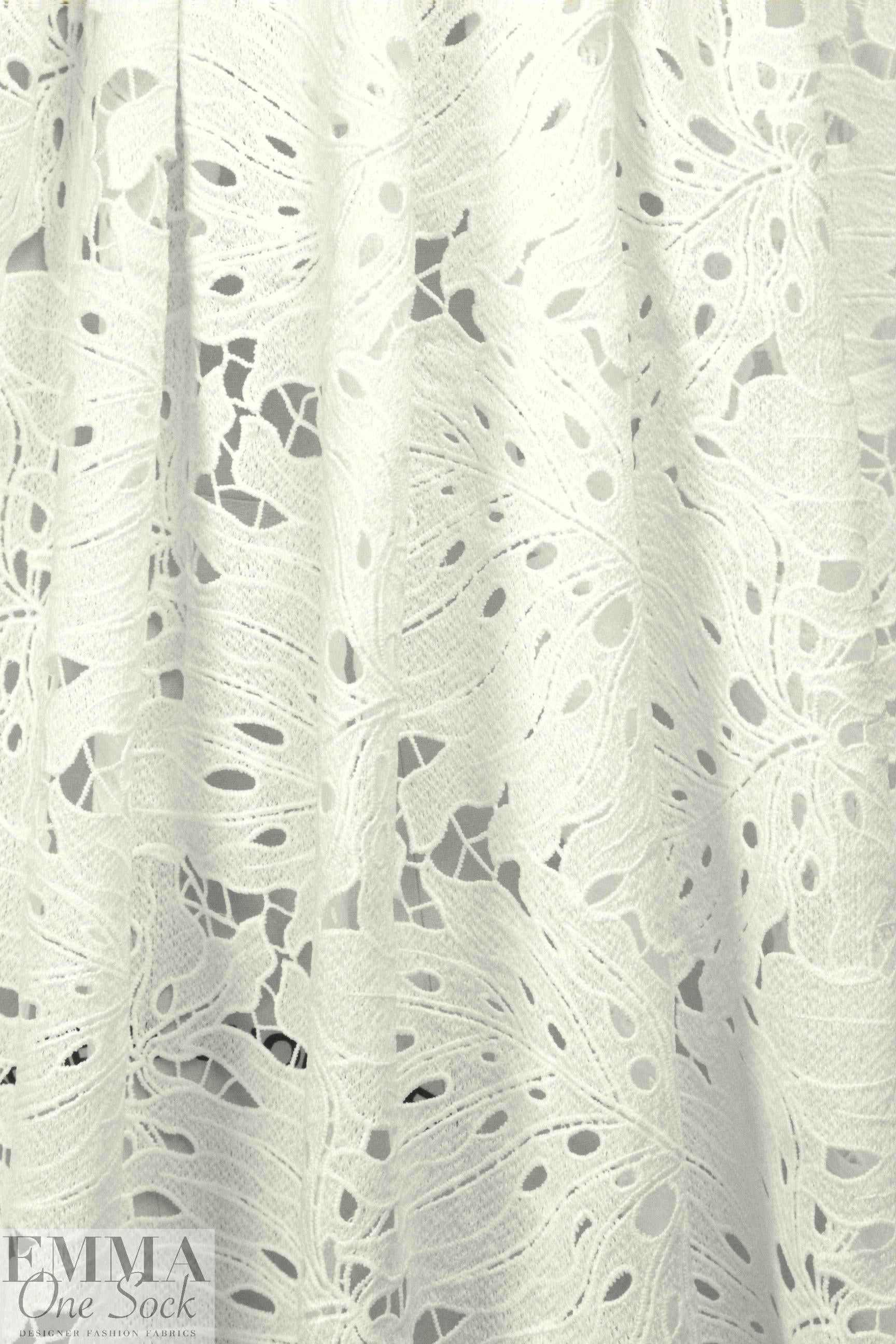 Monique Lhui11er leaf design guipure lace - white 1.5 yds