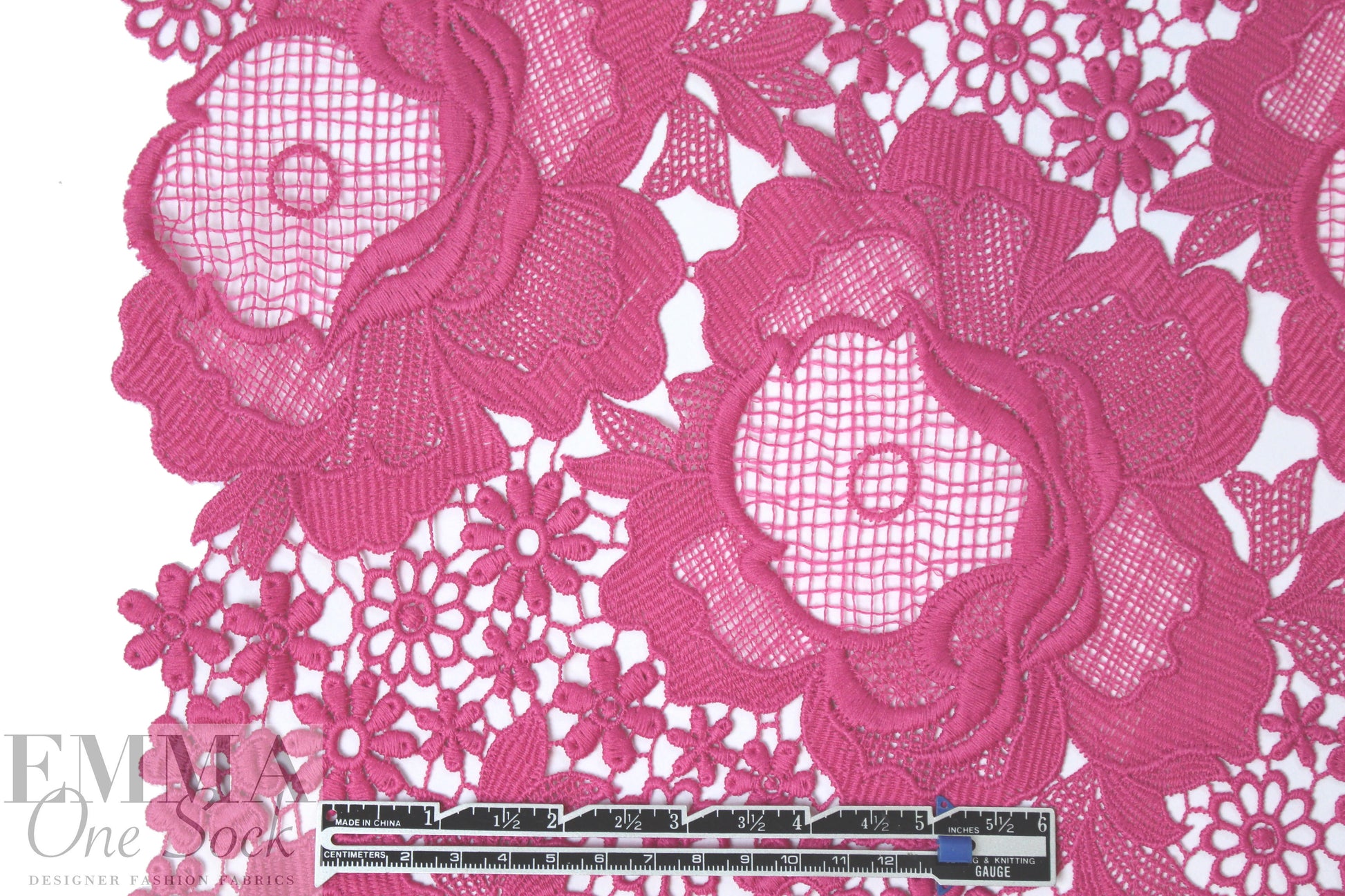 Monique Lhui11er floral guipure lace - azalea 1.5 yd