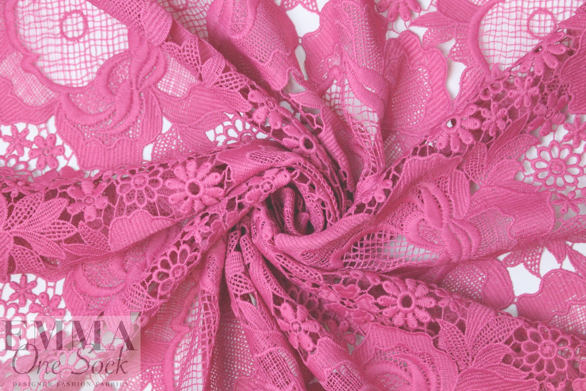 Monique Lhui11er floral guipure lace - azalea 1.5 yd