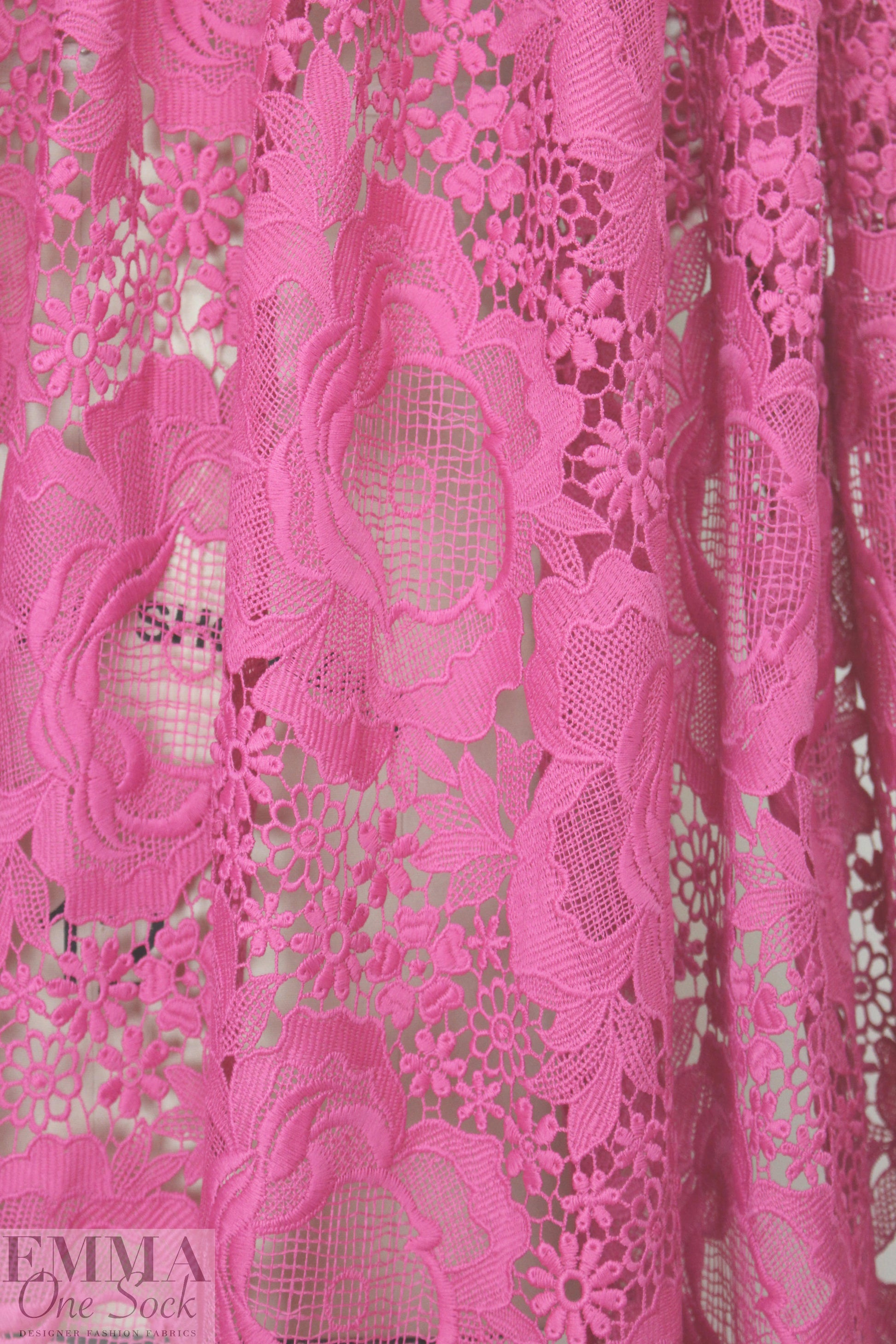 Monique Lhui11er floral guipure lace - azalea 1.75 yd