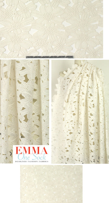 Italian glazed look ivory guipure lace 1.125 yds