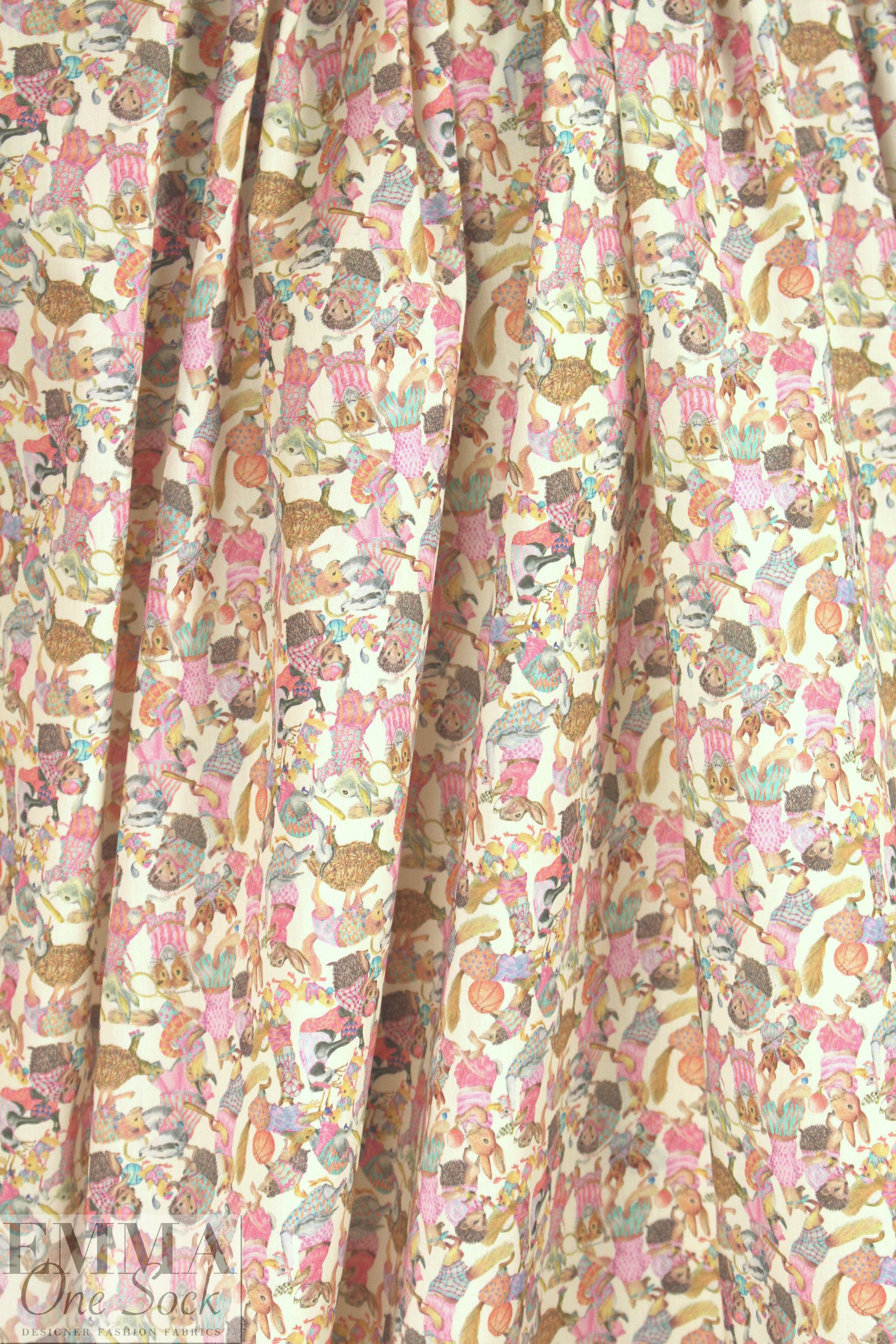 Liberty Art Fabrics: 'Hullabaloo - C' Tana lawn 1.125 yard