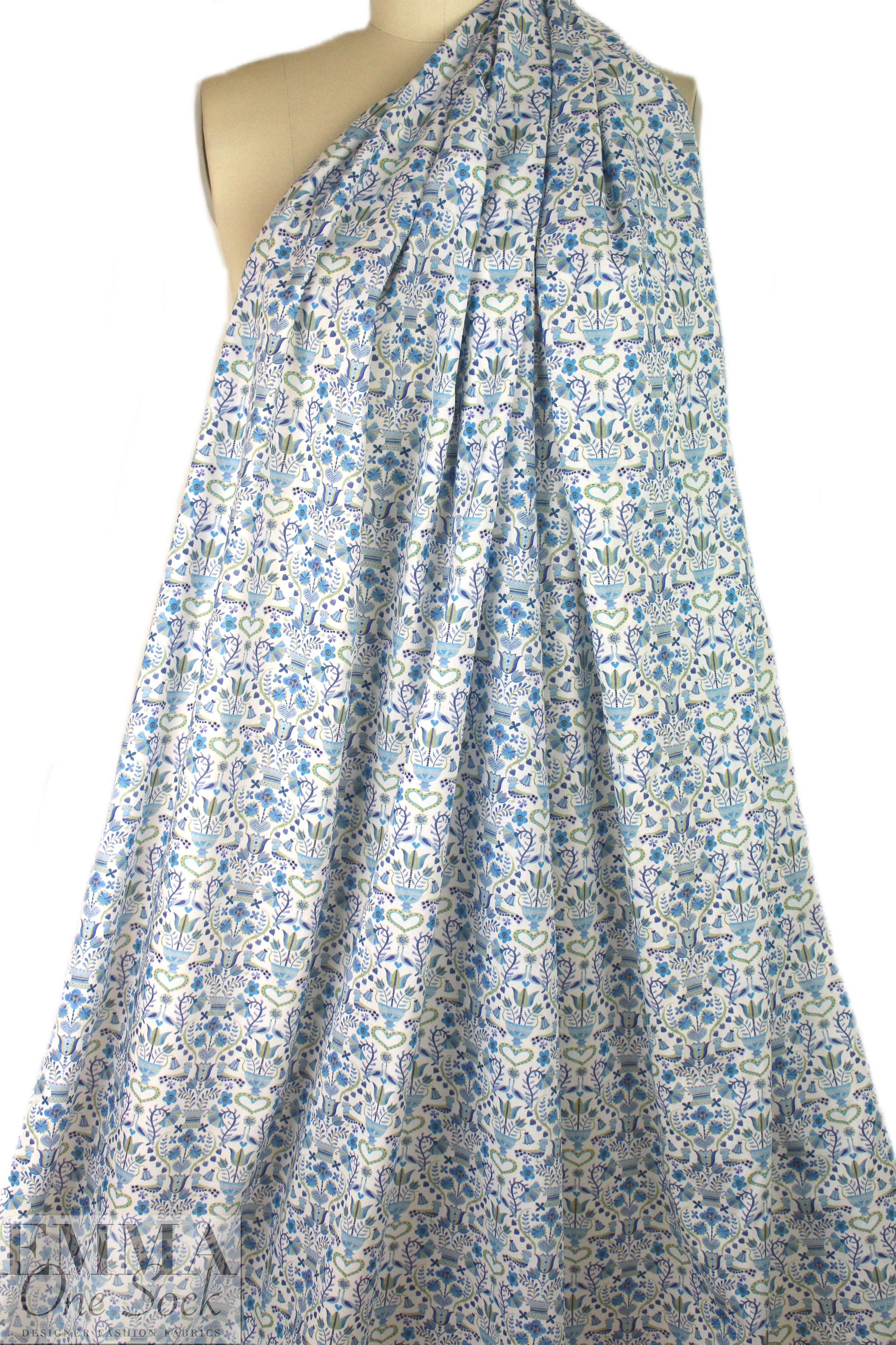 Liberty Art Fabrics: 'Love Birds - B' Tana lawn 1.5 yd