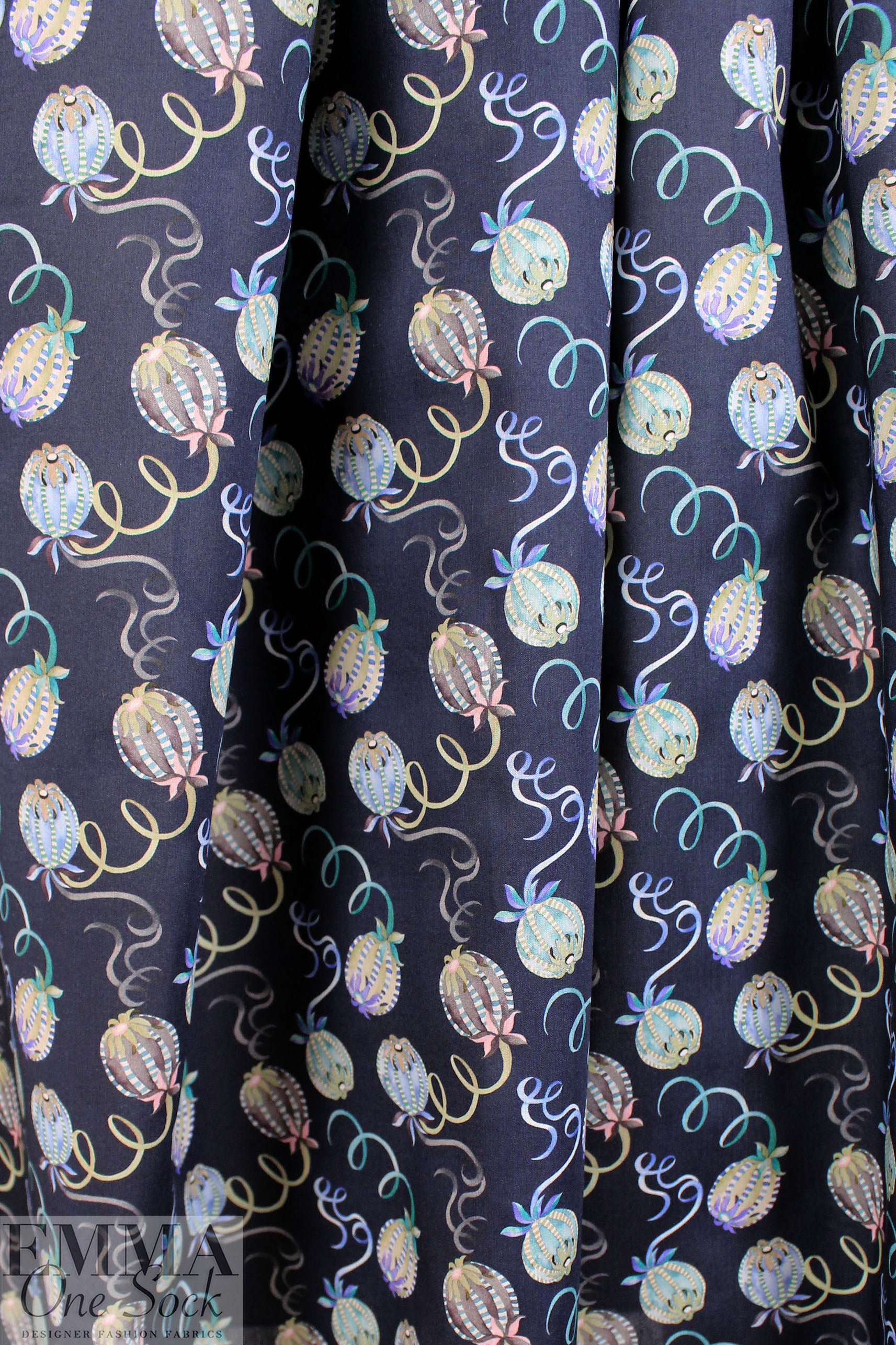 Liberty Art Fabrics: 'Party Pop - B' Tana lawn 2 yd