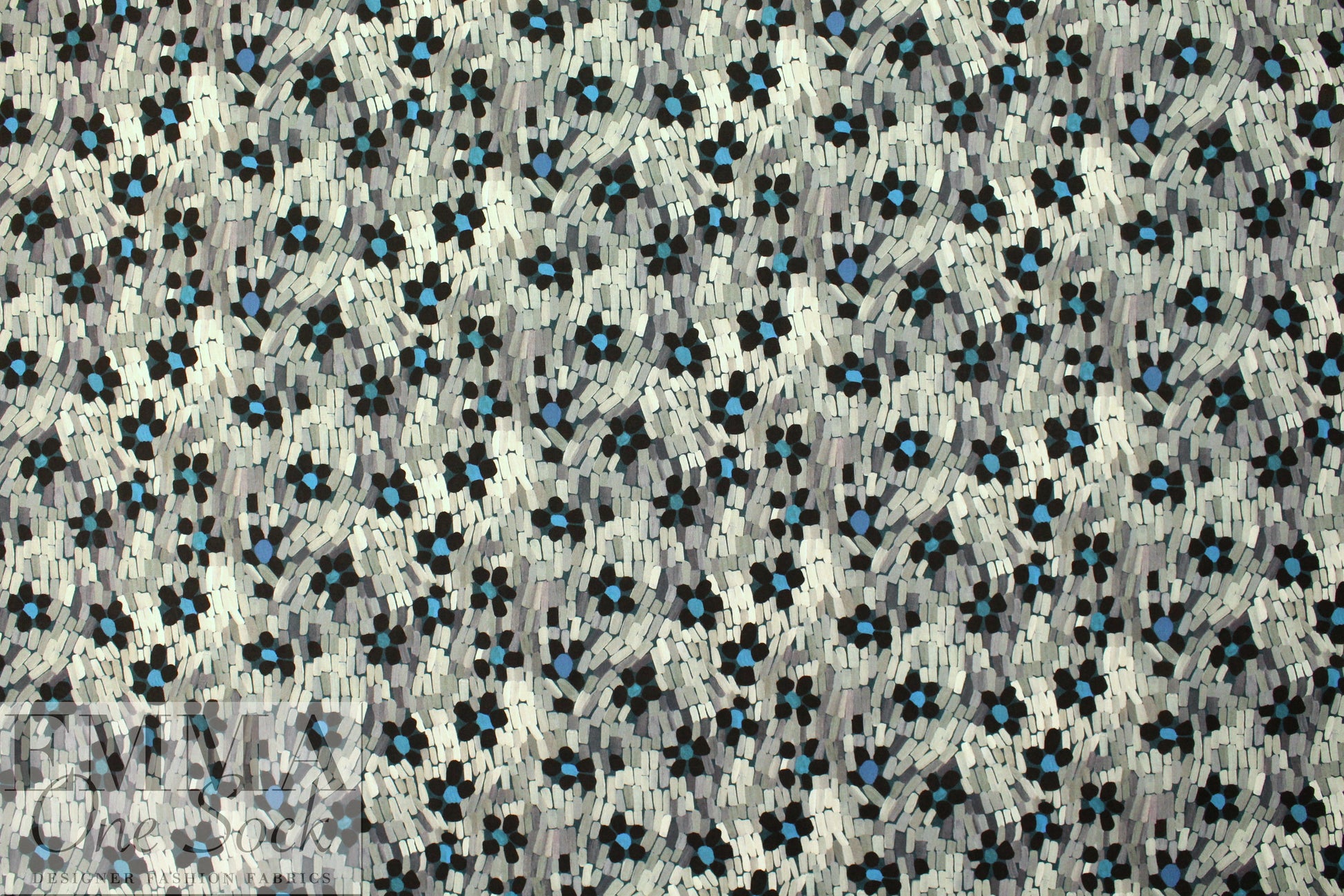 Liberty Art Fabrics: 'Daisy Roar - C' Tana lawn