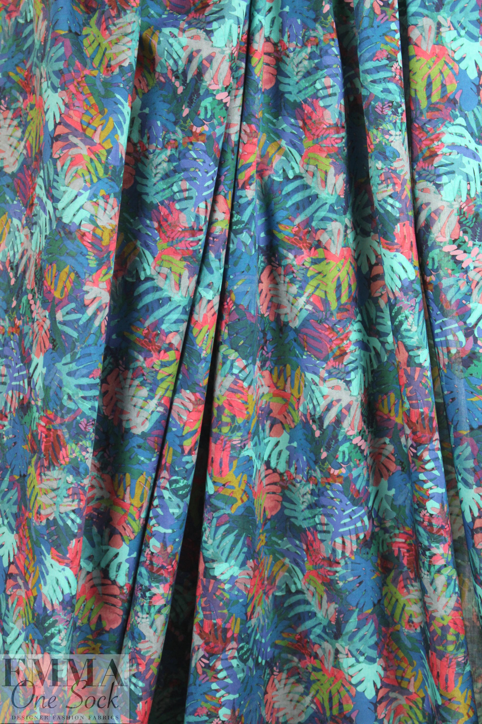 Liberty Art Fabrics: 'Daylight Dapple - C' Tana lawn