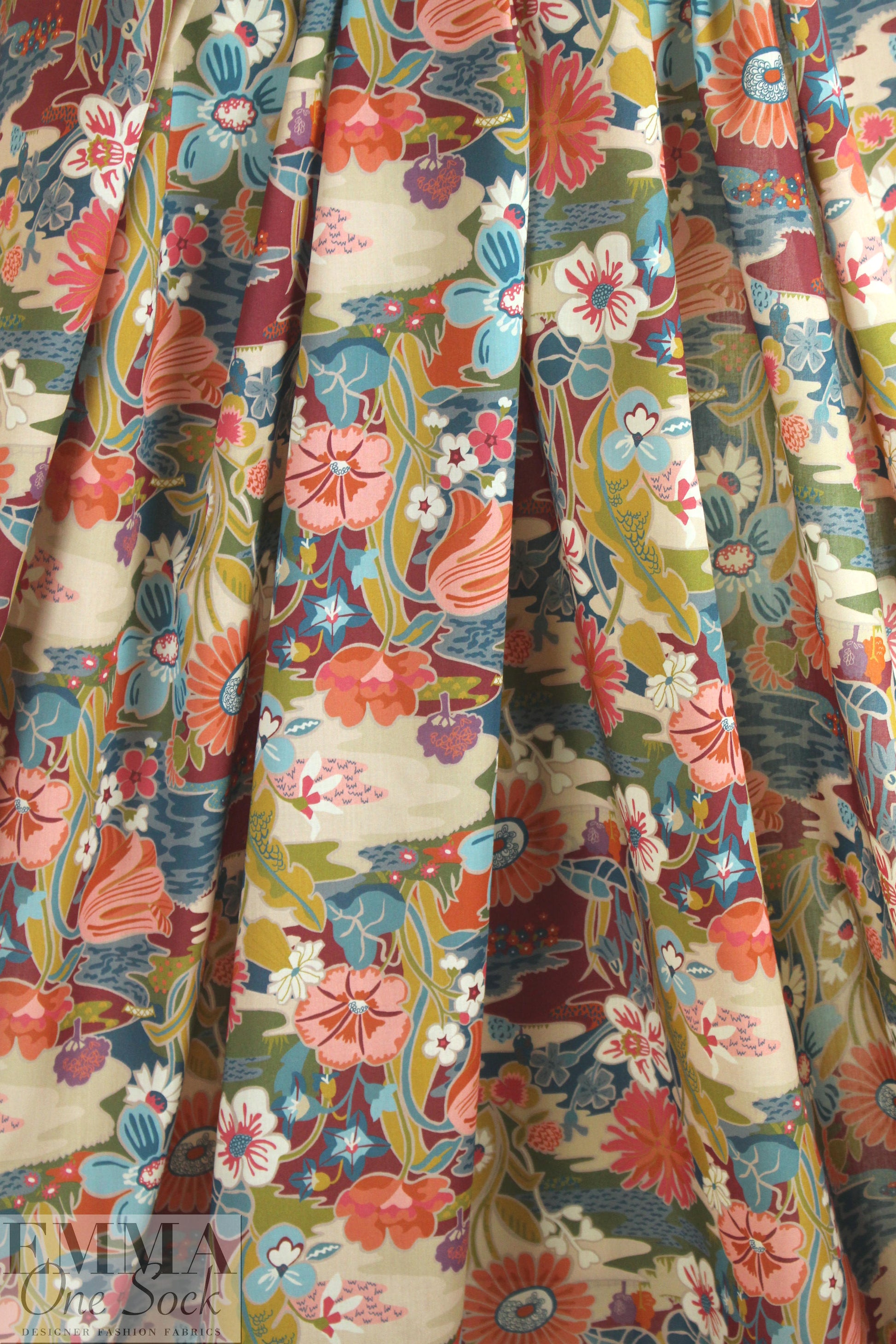 Liberty Art Fabrics: 'Sunshine Meadow - C' Tana lawn 1.875 yds