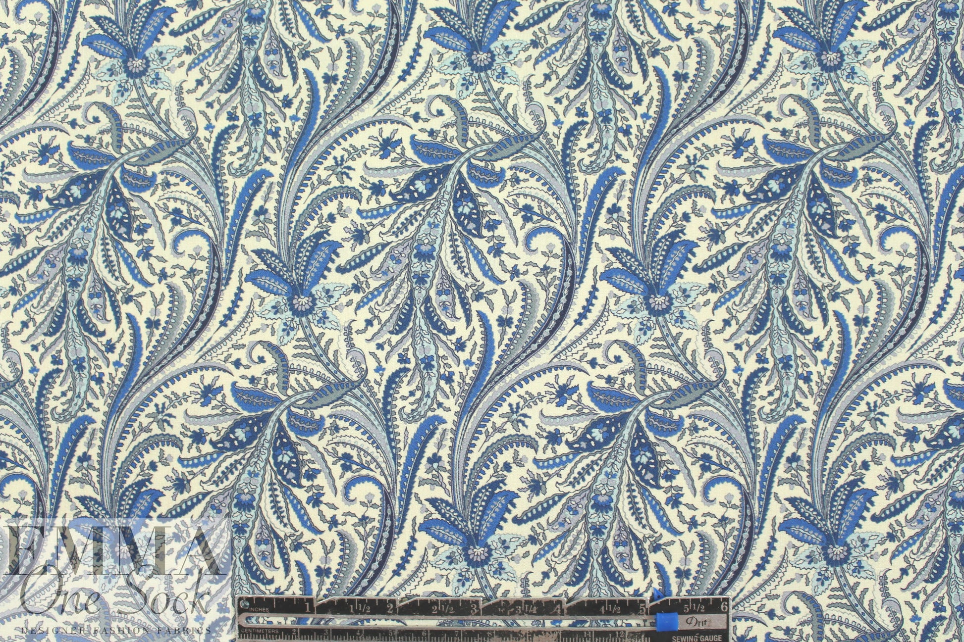 Liberty Art Fabrics: 'Elegance B' Tana lawn
