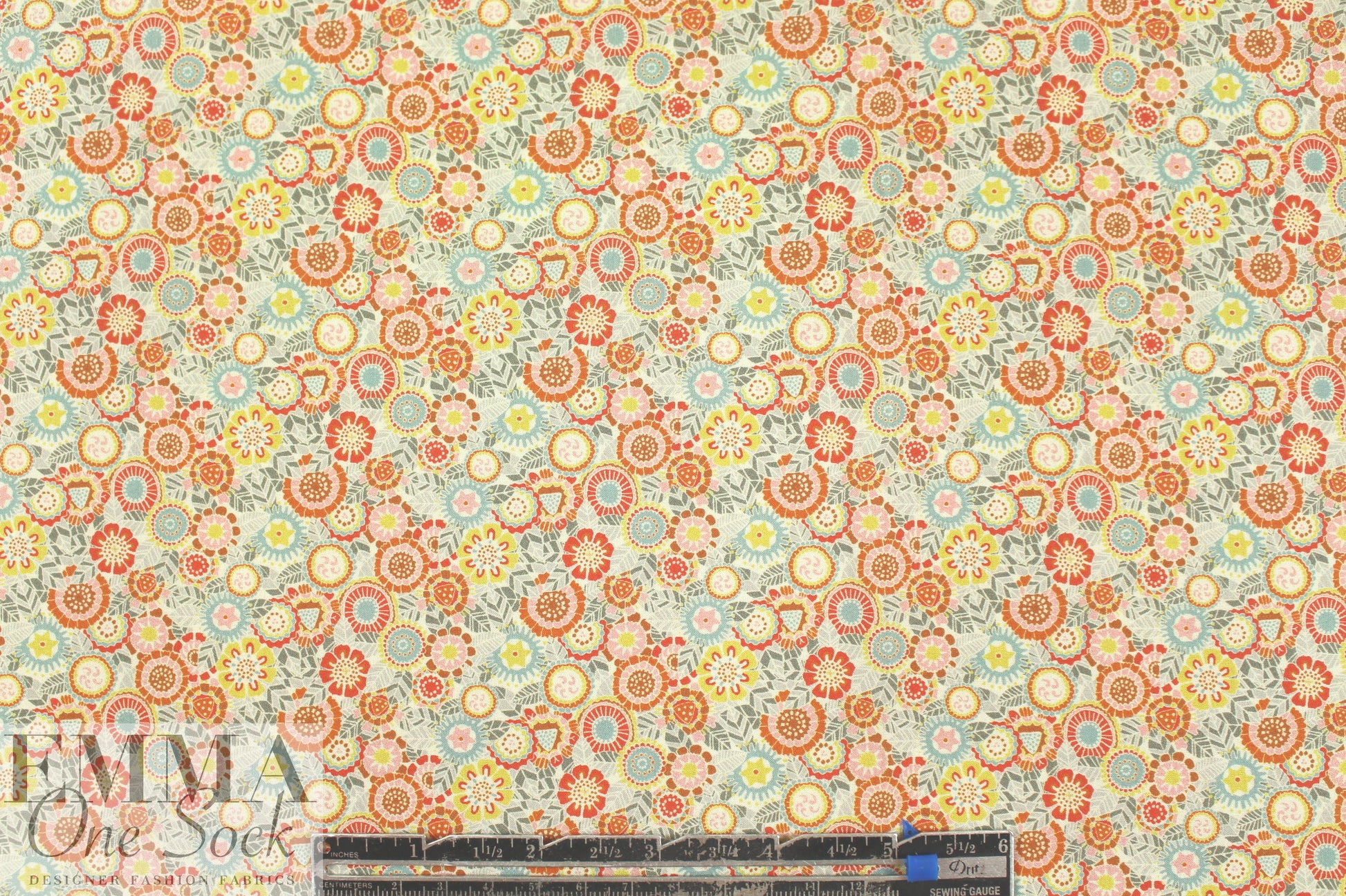 Liberty Art Fabrics: 'Sun Gleam C' Tana lawn 1.75 yd