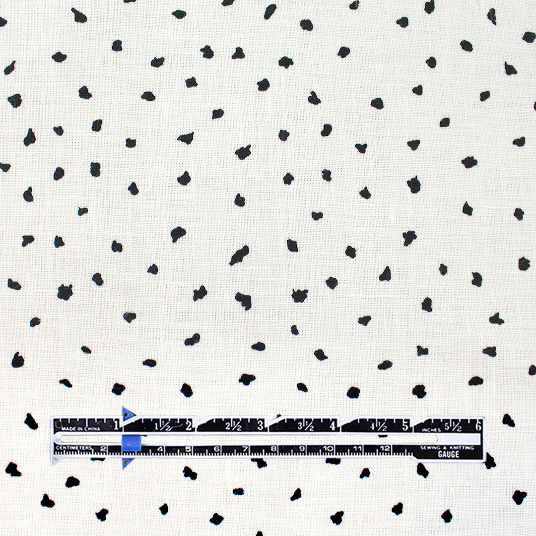 European linen 'sweet spot' print dressweight woven 2 yd