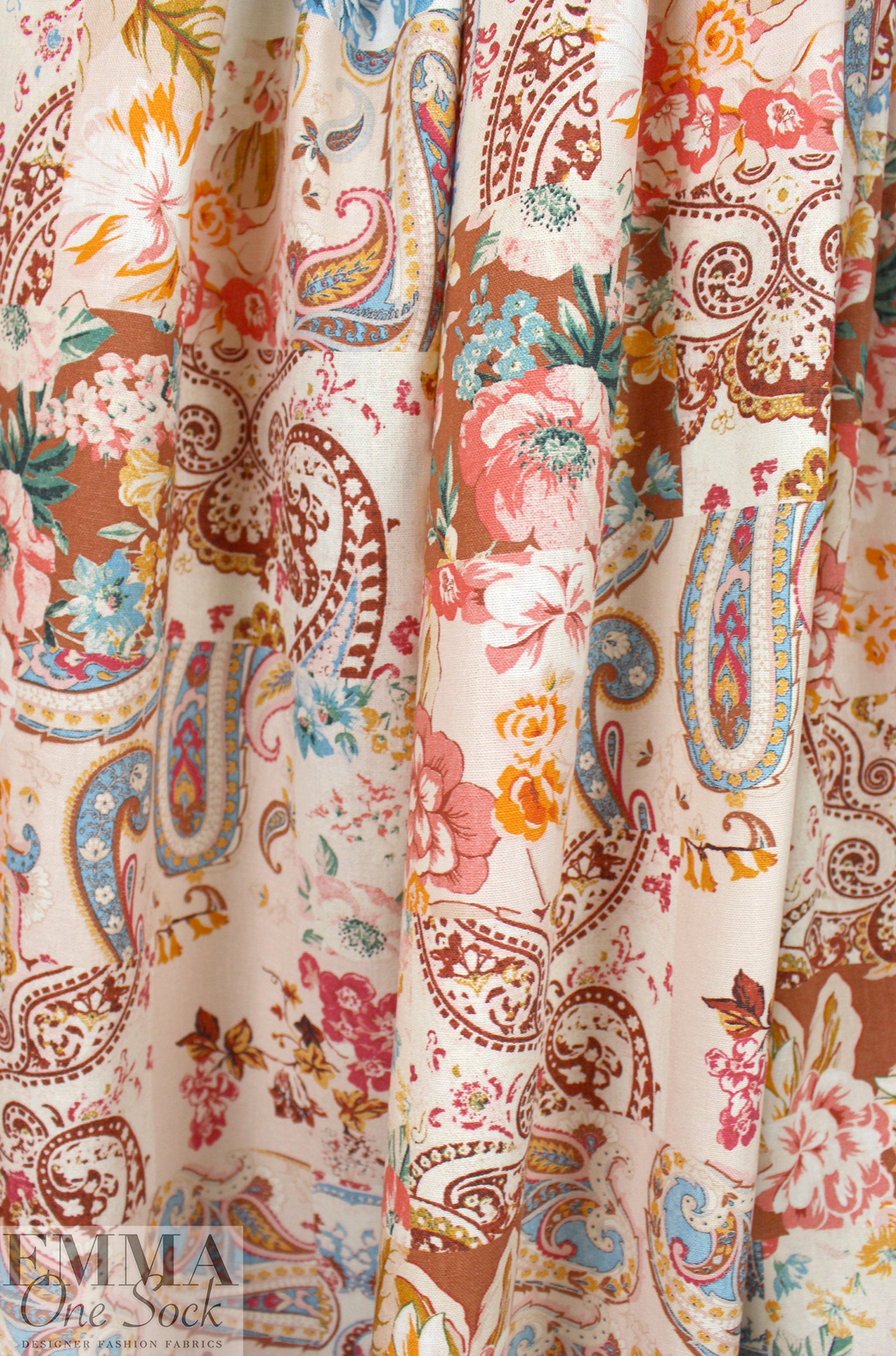 Etr0 floral patchwork linen/cotton blend woven 1.5 yds