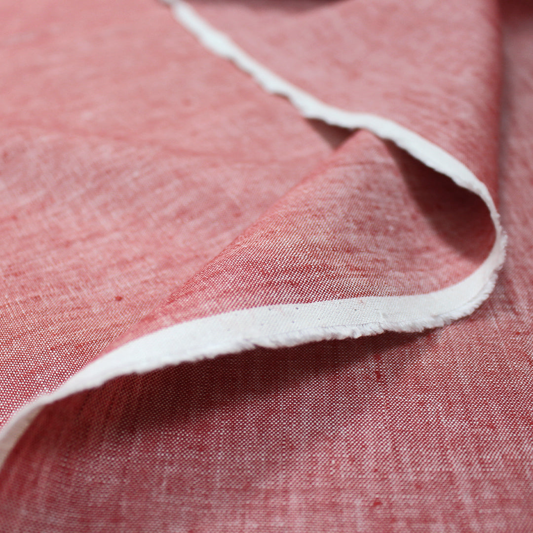 fine quality medium weight cross dye linen - red clay/white 1.25 yds