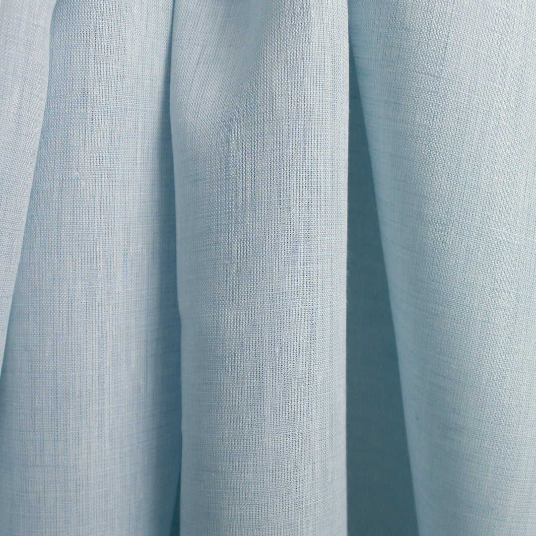 fine quality cross dye linen - ice blue/white 1 yard