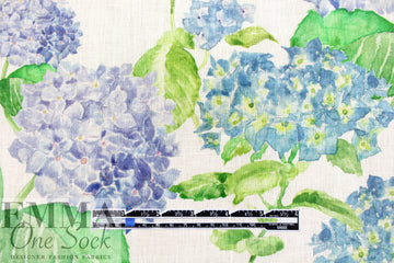 'clipped hydrangeas' slub linen woven - shades of blue 1.25 yds