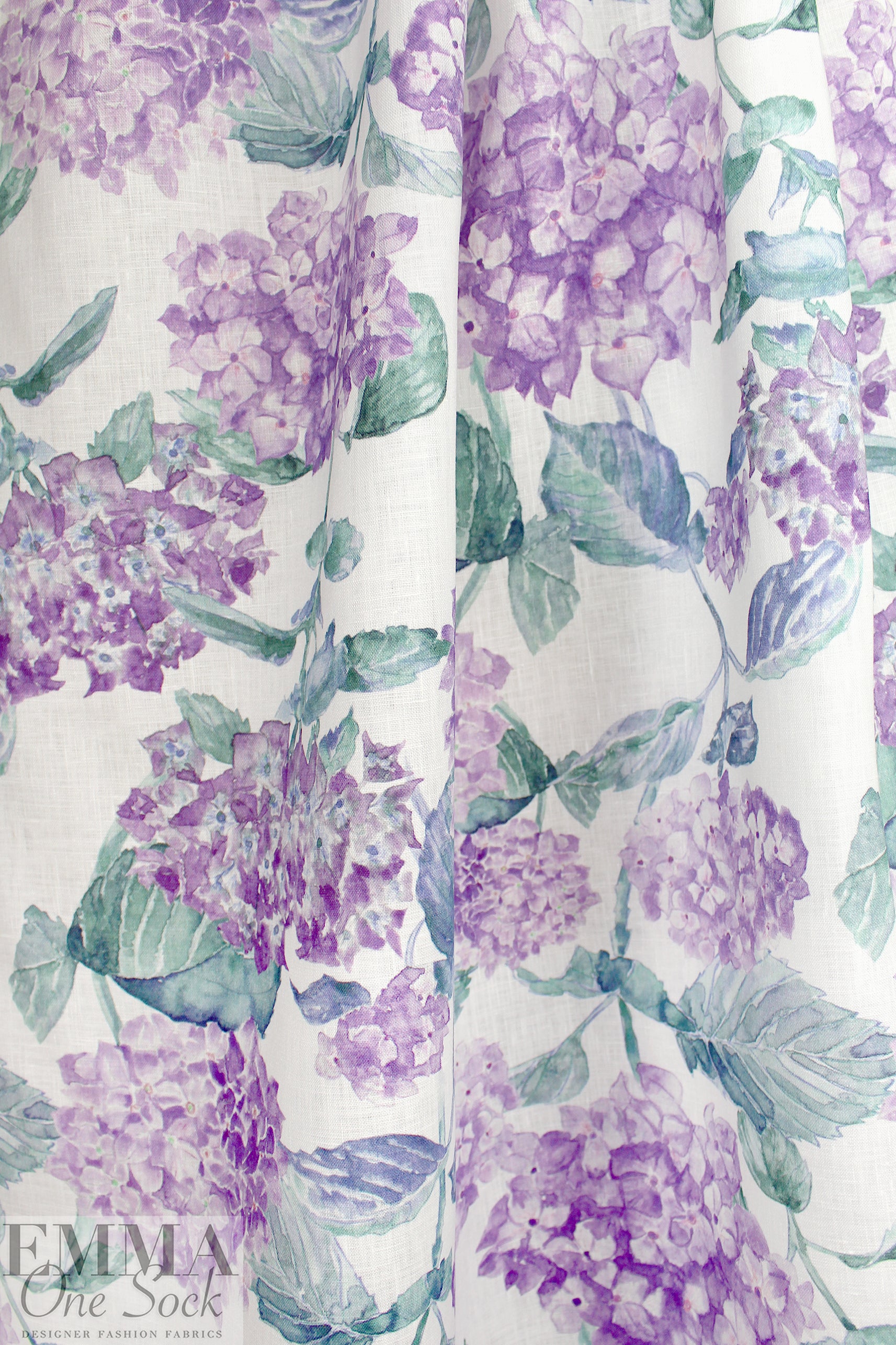 'clipped hydrangeas' slub linen woven - shades of purple 1.375 yd