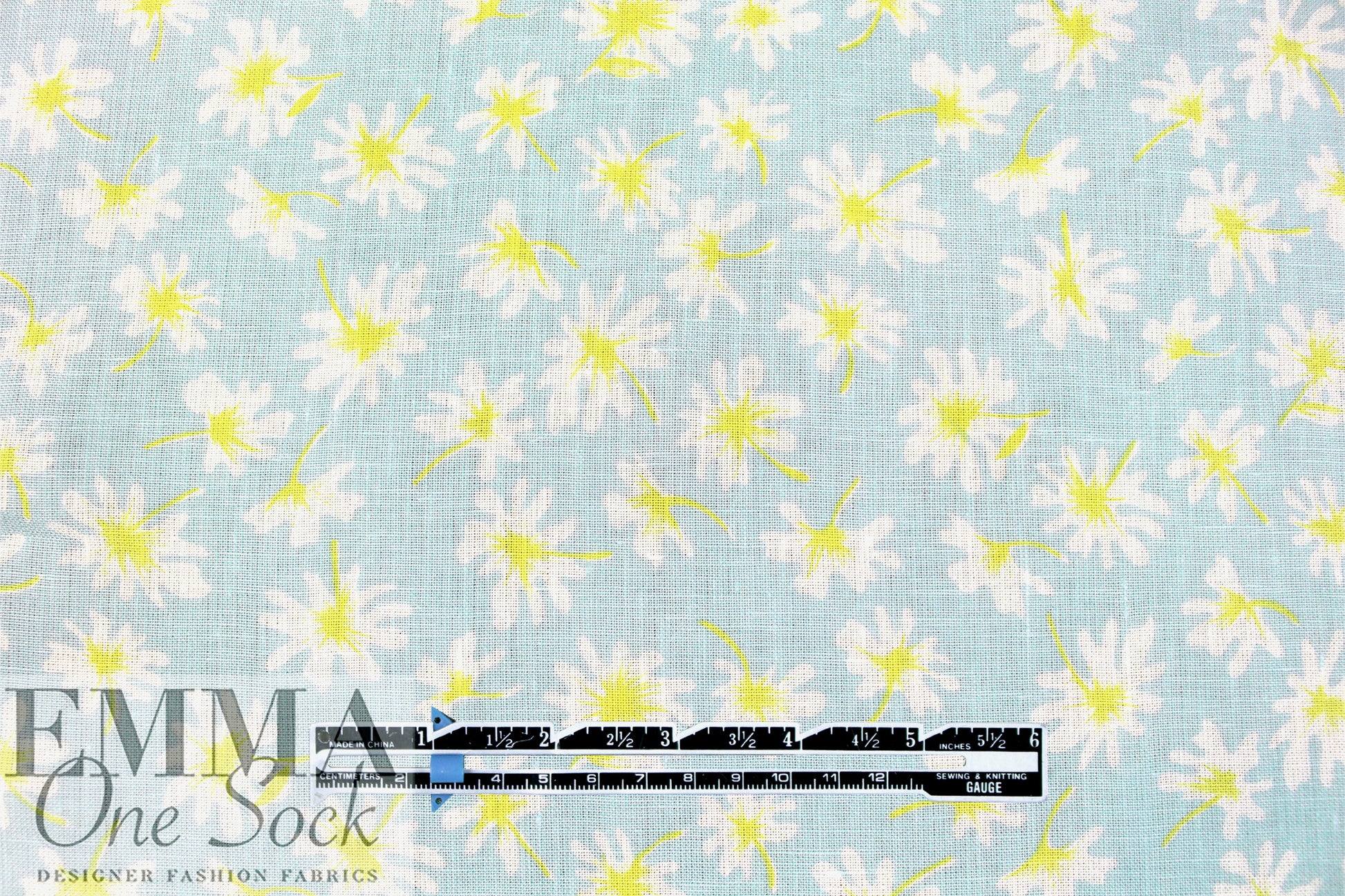 flower flurry linen woven  - baby blue/lemon 1.66 yd