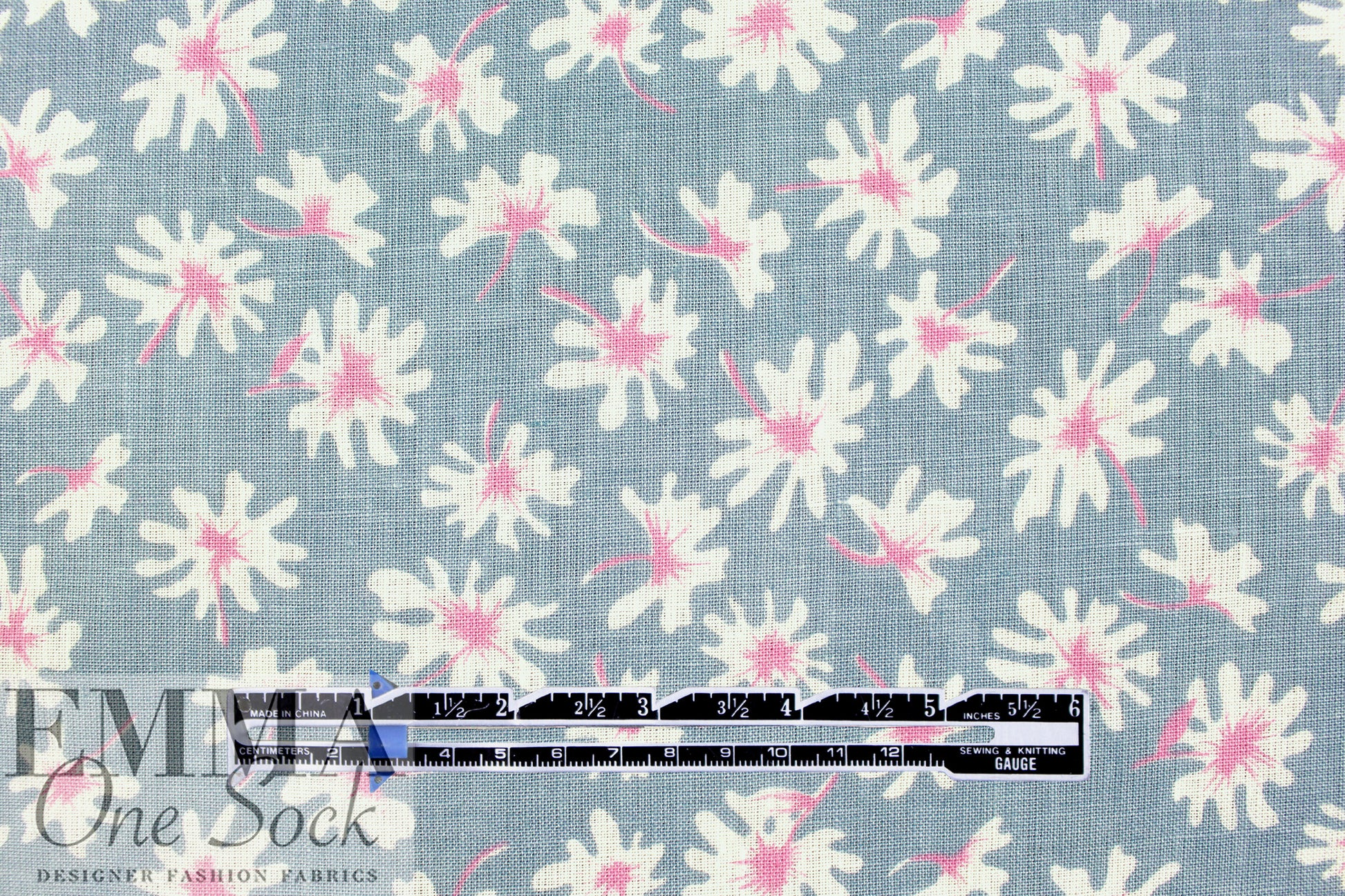 flower flurry linen woven - dusty denim/peony .75 yds