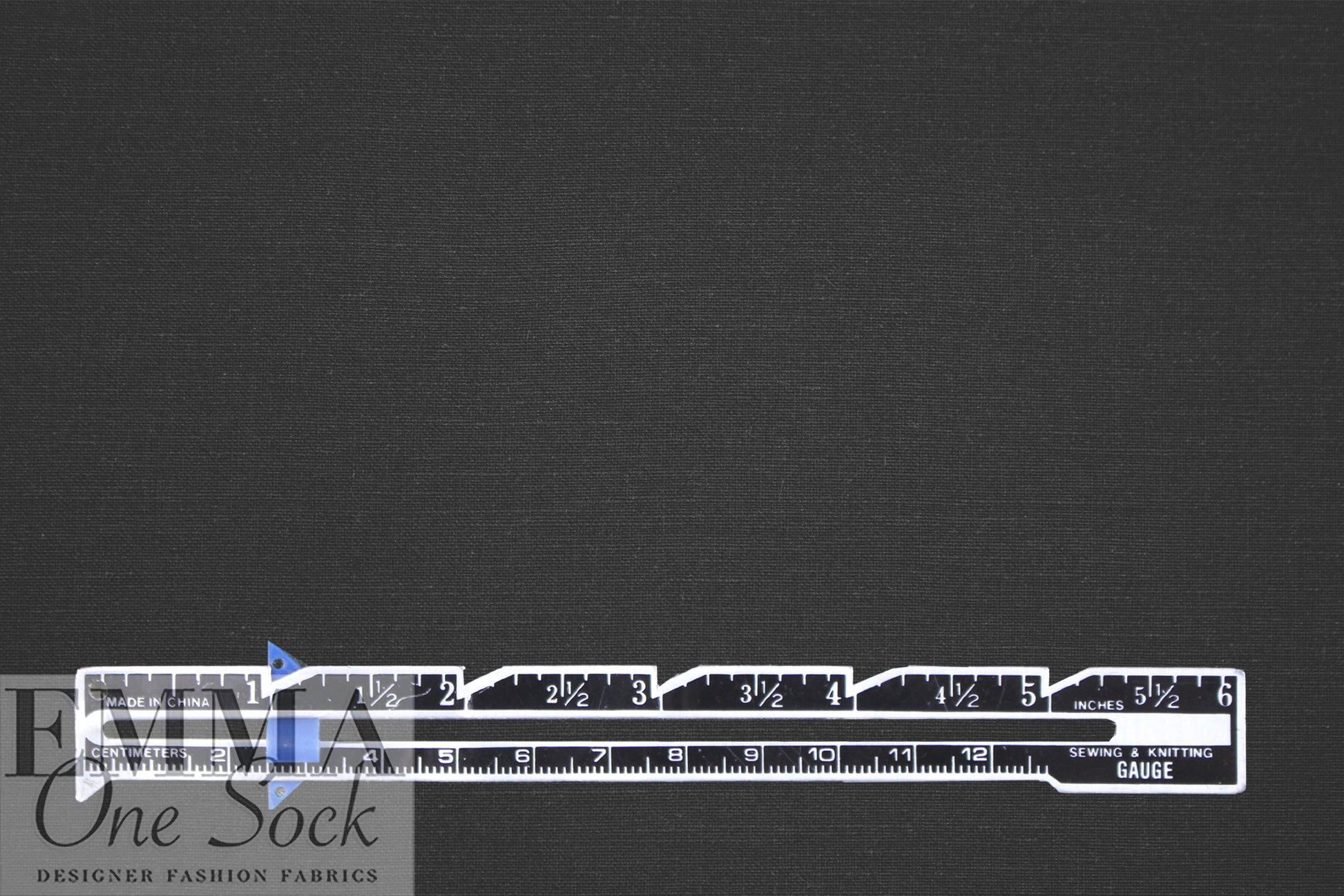 Roma linen/rayon woven - black .875 yds