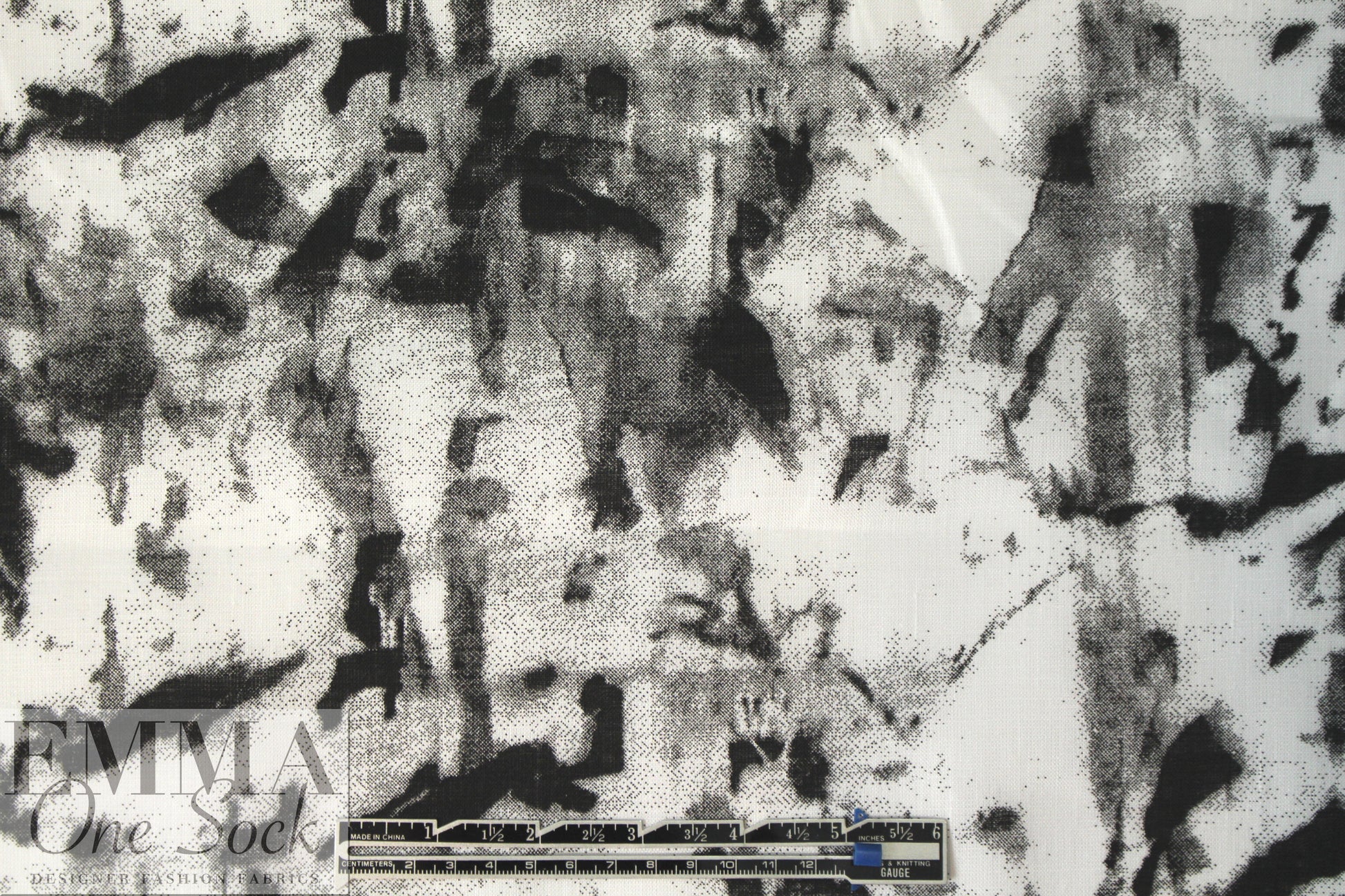 100% ramie woven digital print - black/white abstract 1.50 yds