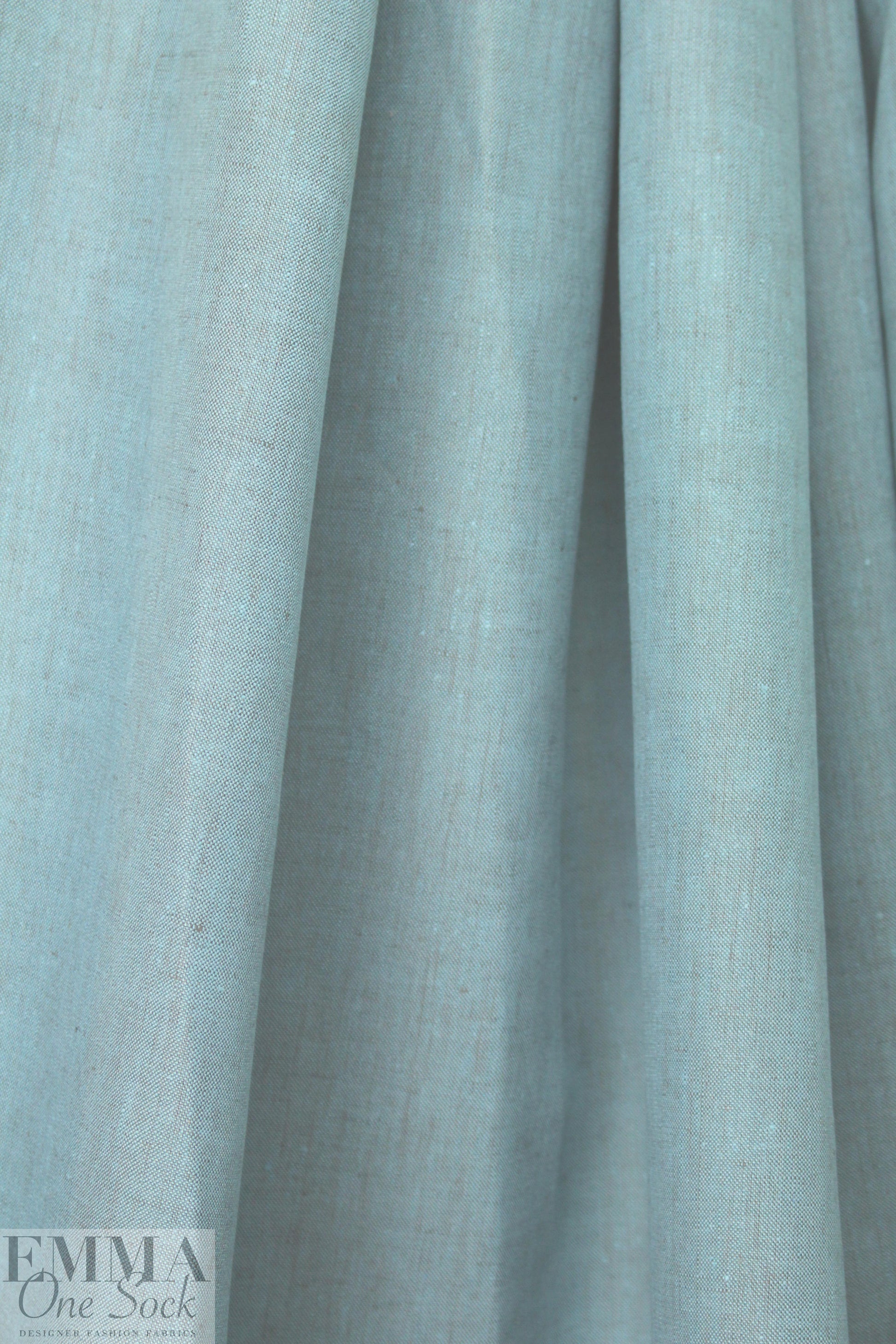fine quality cross dye linen - robin's egg/oyster 1.75 yds