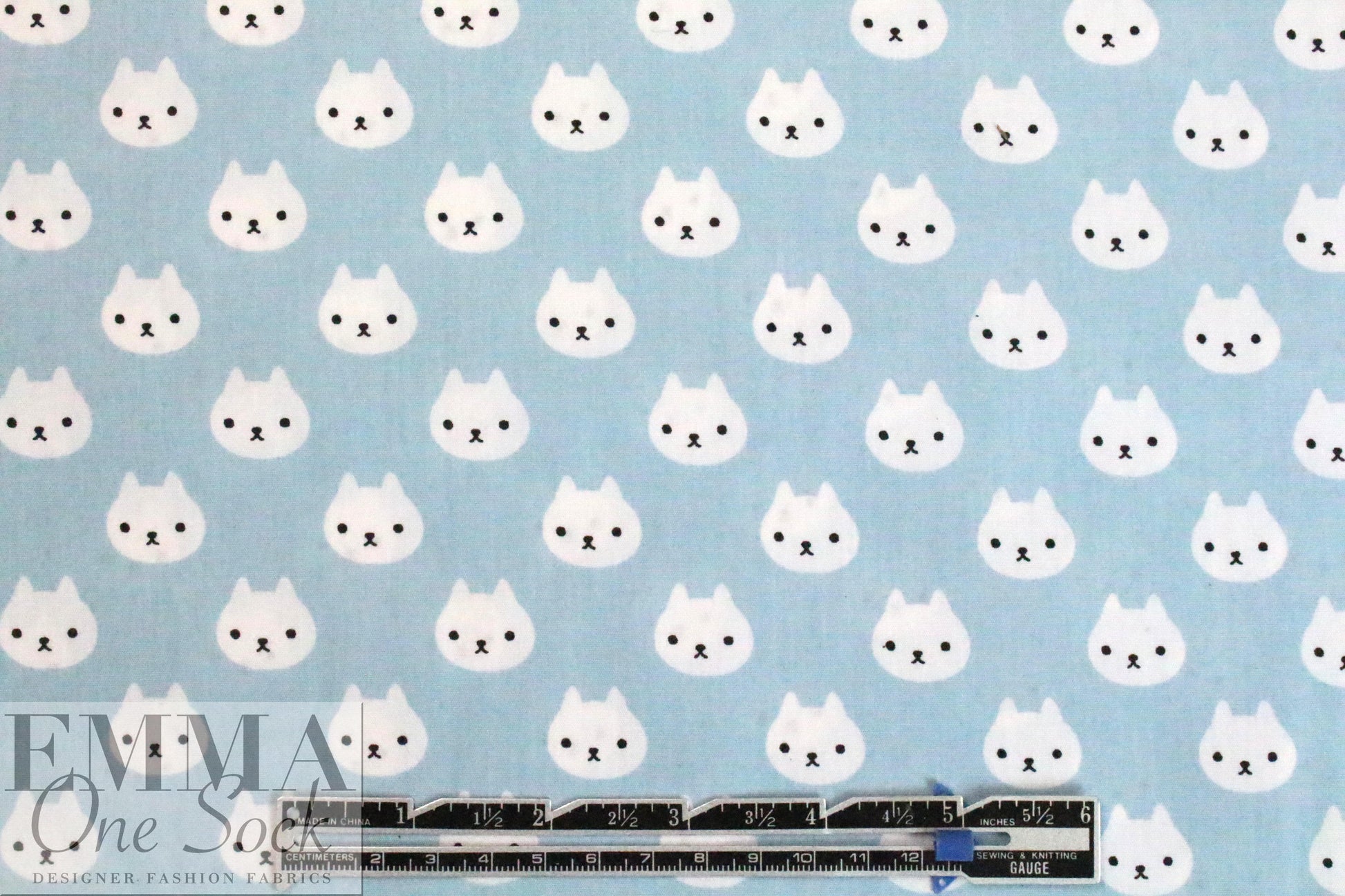 Dutch Oekotex cotton poplin for masks - kitties .875 yds