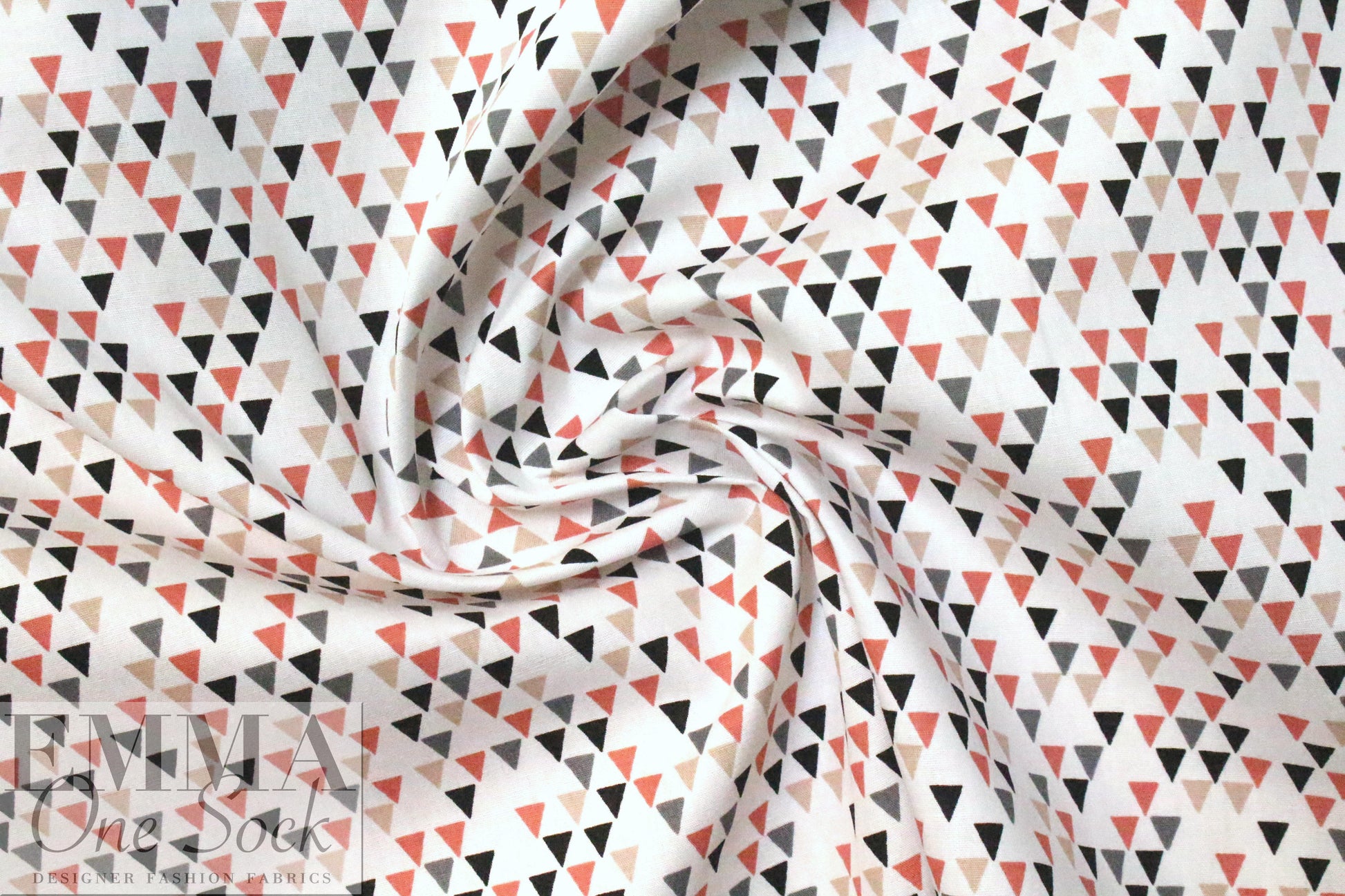 Dutch Oekotex cotton poplin for masks - terra/gray triangle