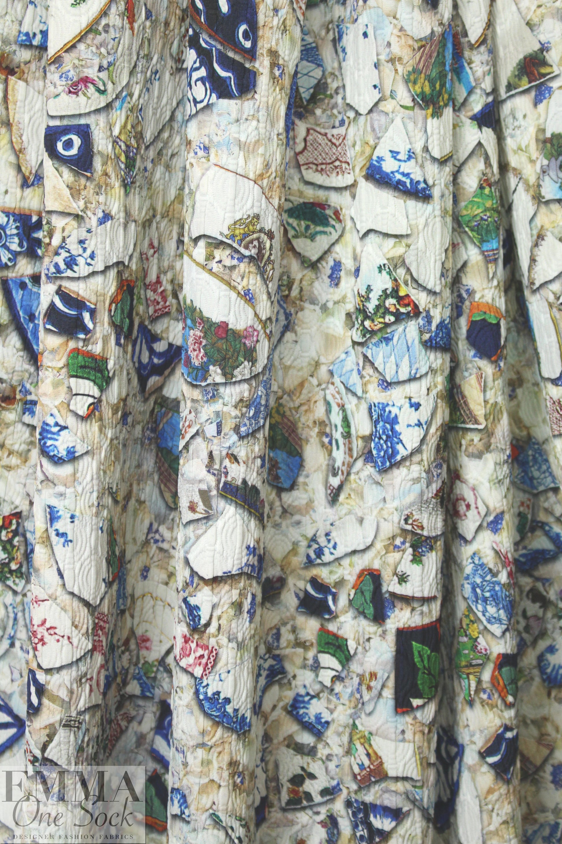 Mi11y textured 'broken china' overprinted matelasse'