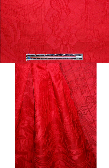 0scar de la R. couture red matelasse