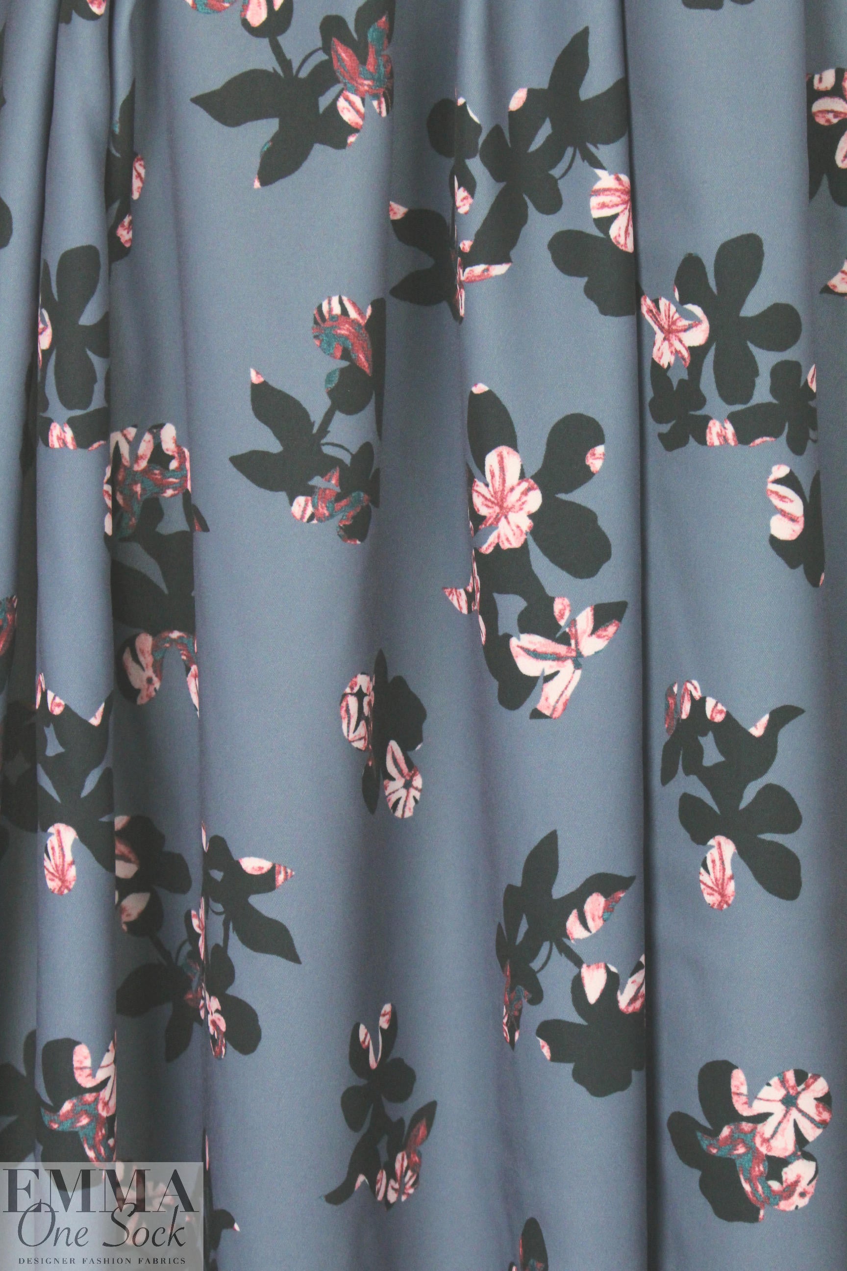 Rebecca Tayl0r dreamy petals matte hybrid - slate
