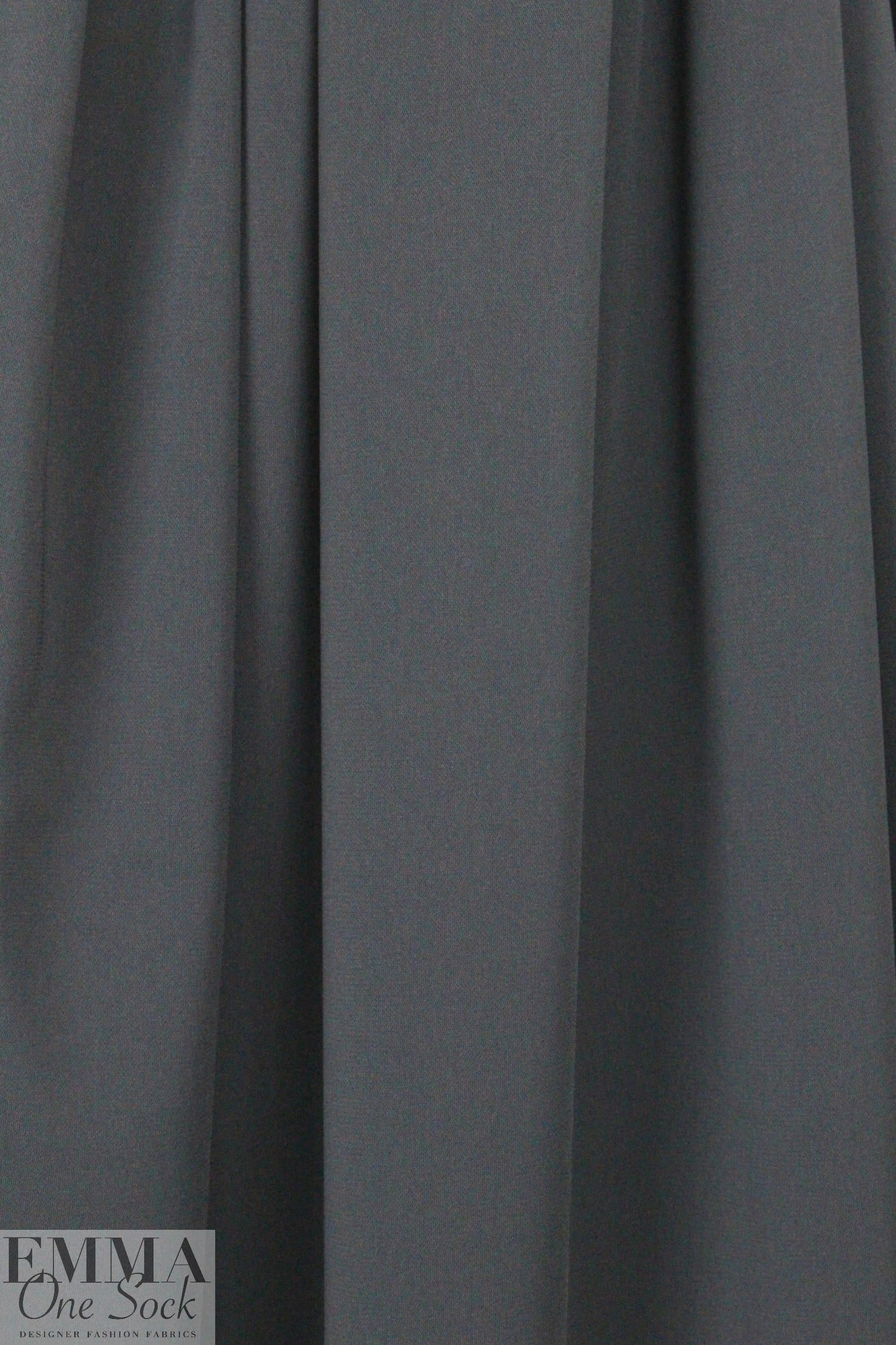 hi-tech stretch crepe 'matte hybrid' - graphite .875 yds