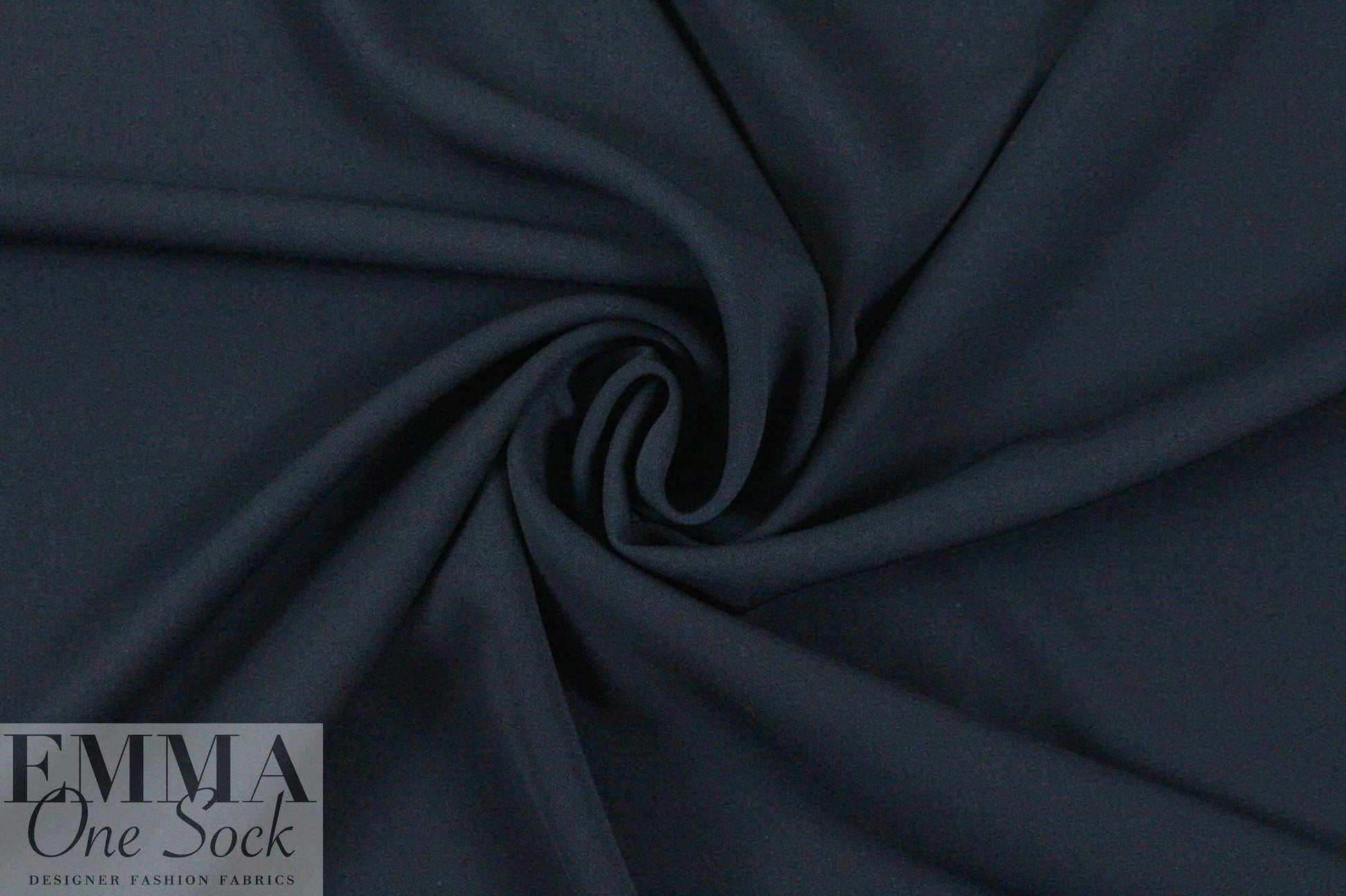 hi-tech stretch crepe 'matte hybrid' - navy 1.6 yds