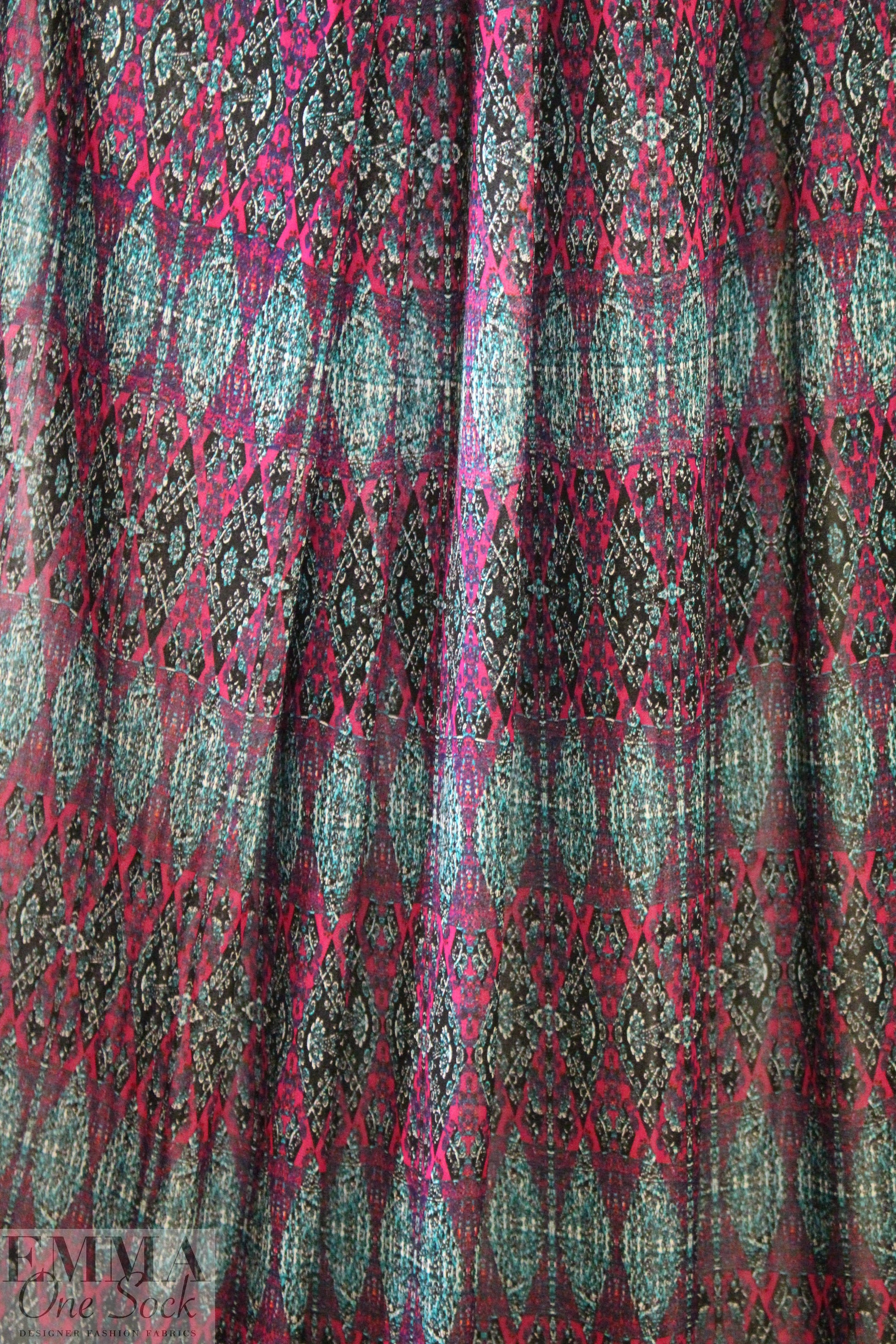 famous designer intricate stripe matte jersey - fucshia