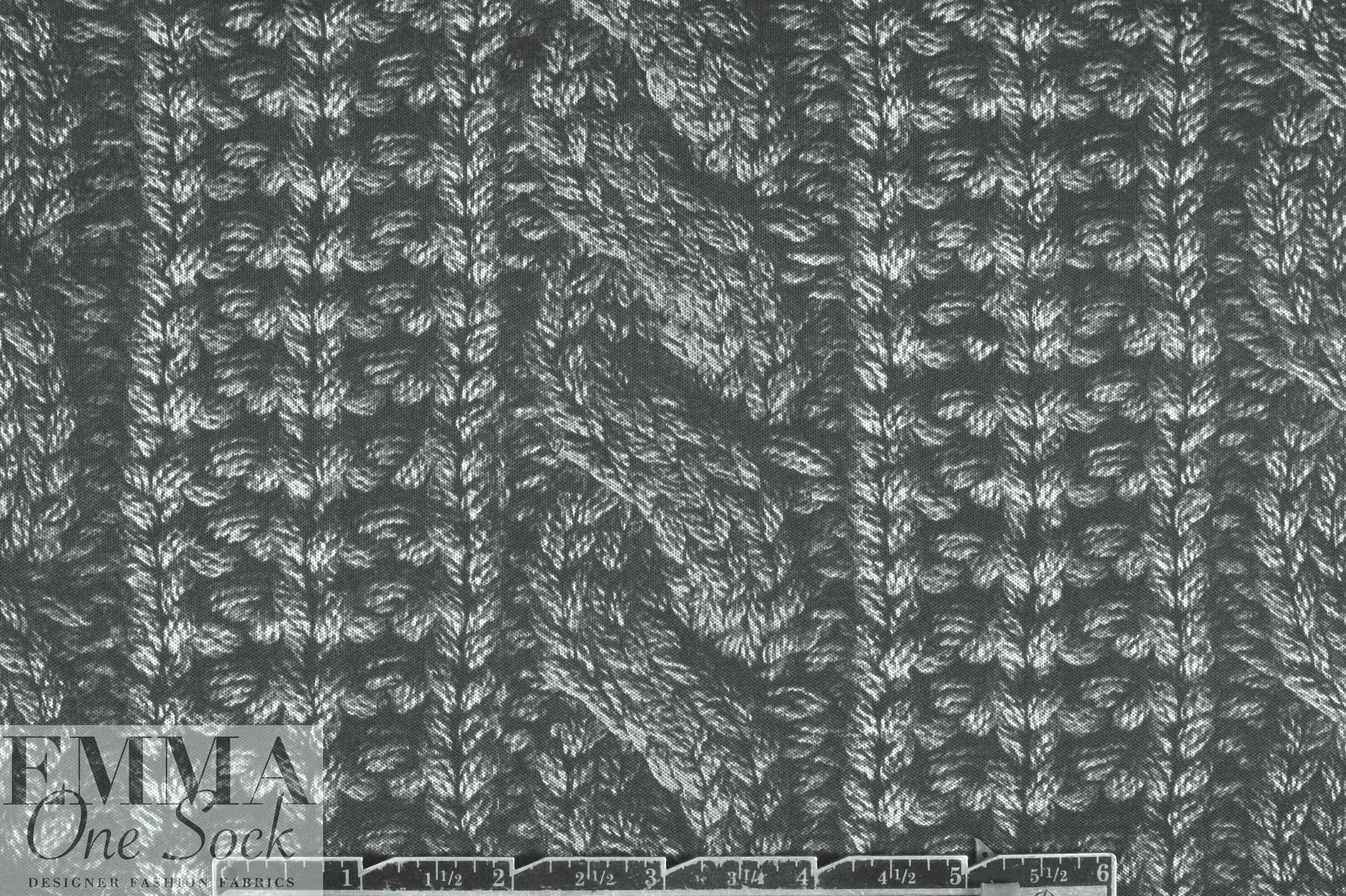 Yiga1 Azroue1 'cable stitch' matte jersey knit 1.5 yds