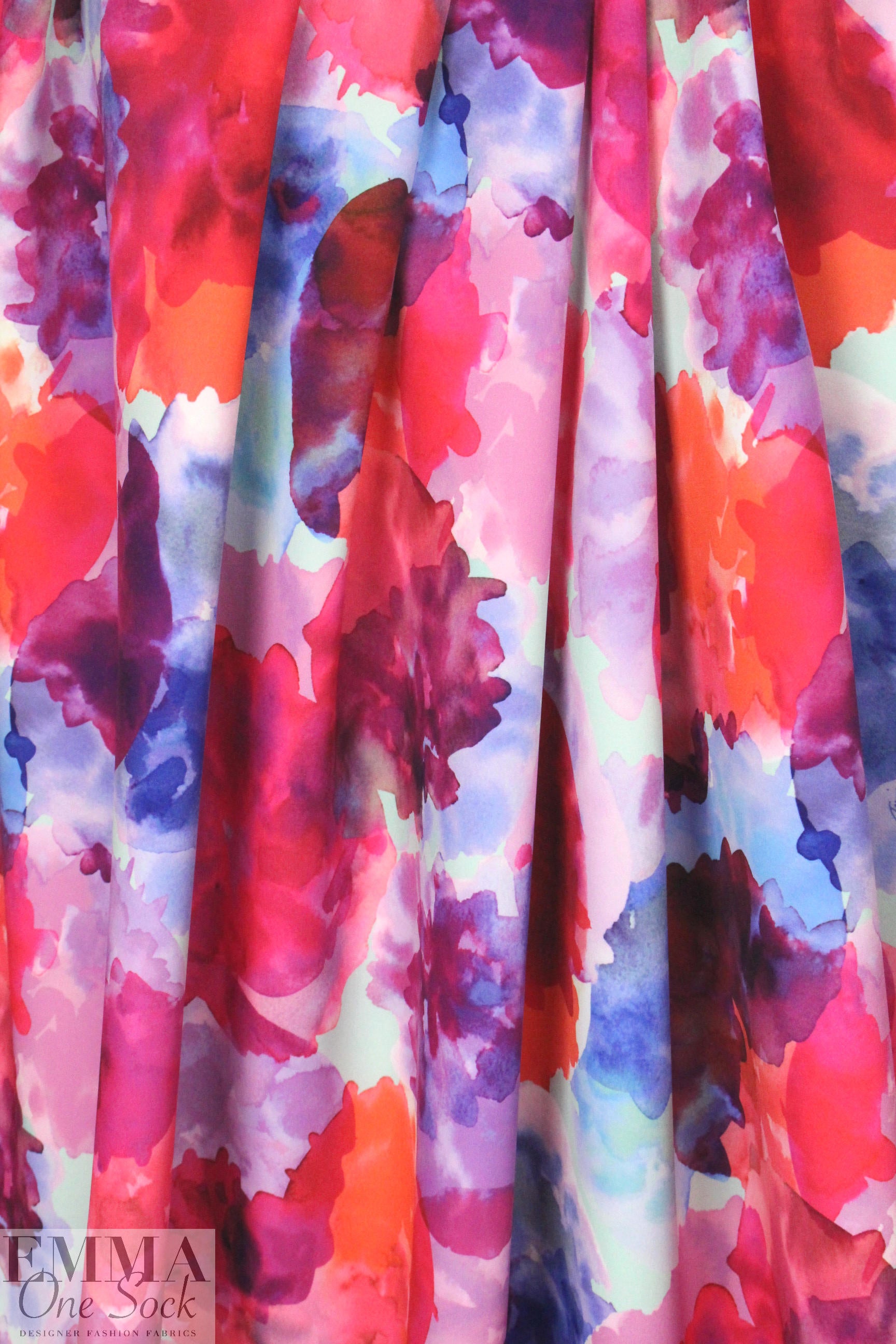 Trin@ Turk watercolor flowers matte hybrid 1.33 yds