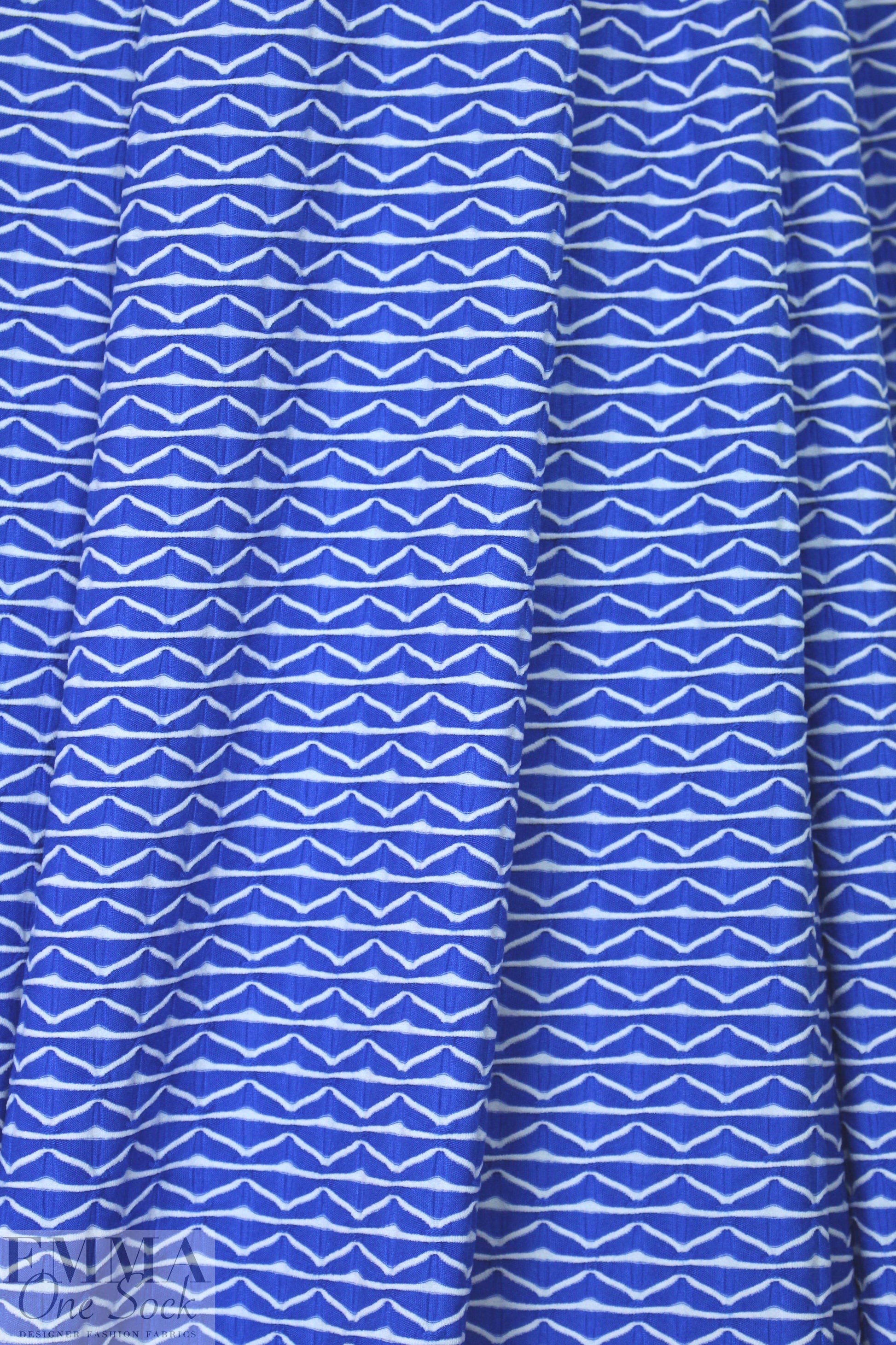 textured yarn dye novelty knit - royal/white