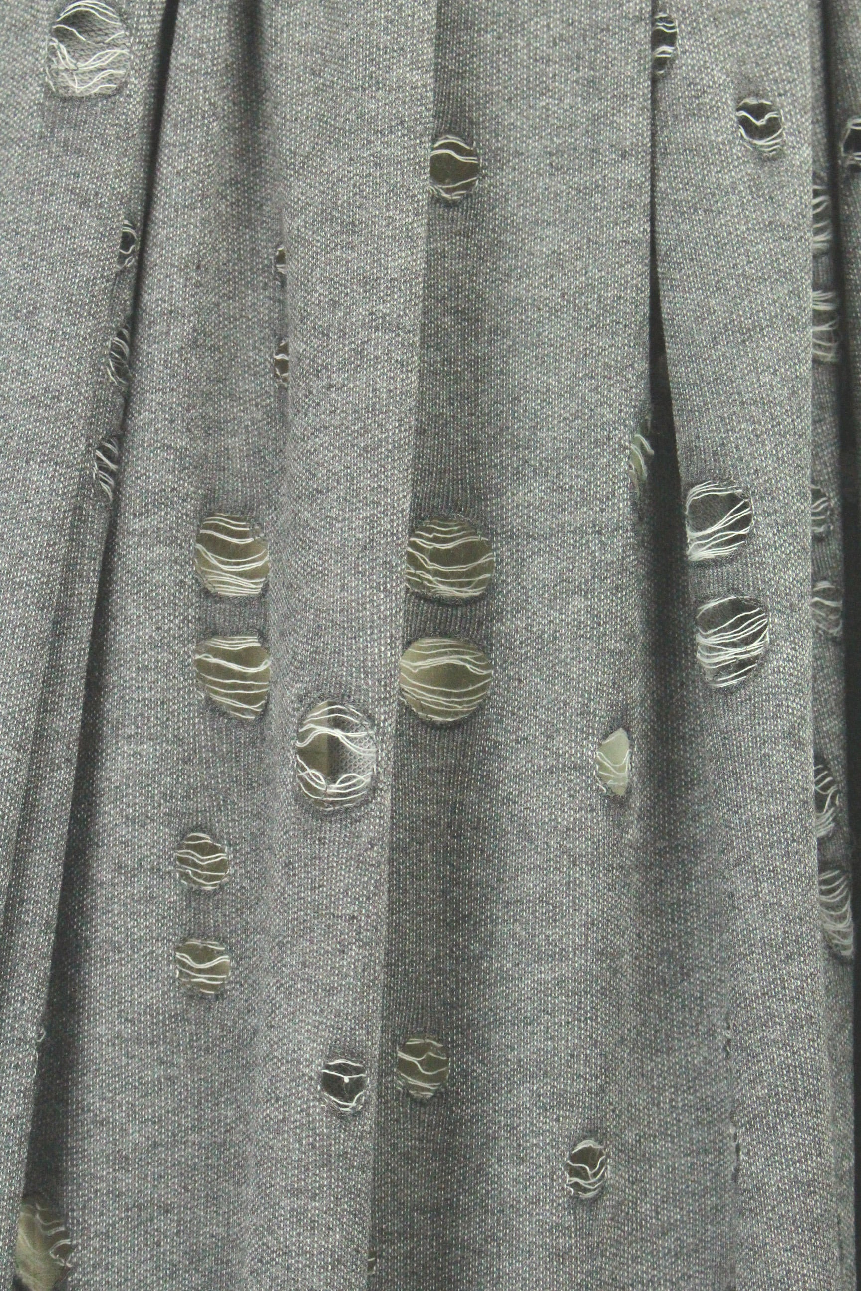 Italian 'drop stitch' novelty sweater knit - tweedy gray